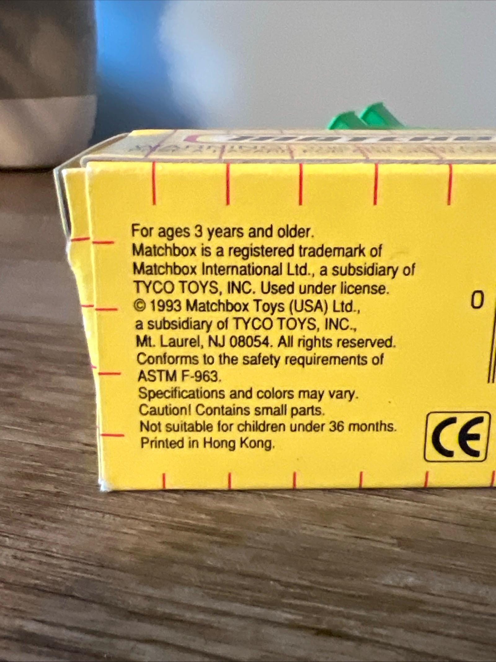 1993 Matchbox - MB33 Utility Truck in Original Box - Tree Care Bucket Truck