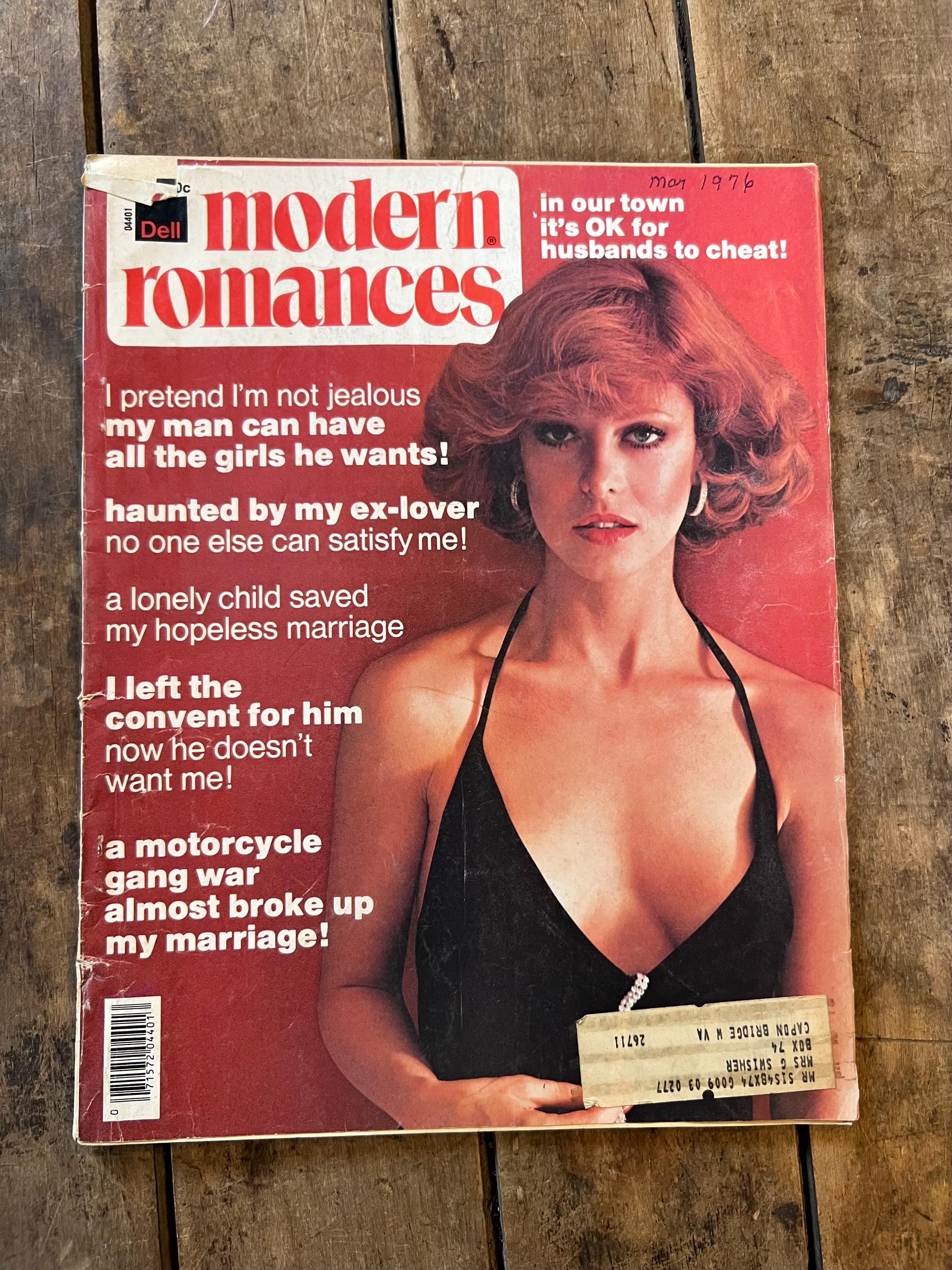 Dell Modern Romances Magazine (March 1976)  Magazine For The Young Homemaker