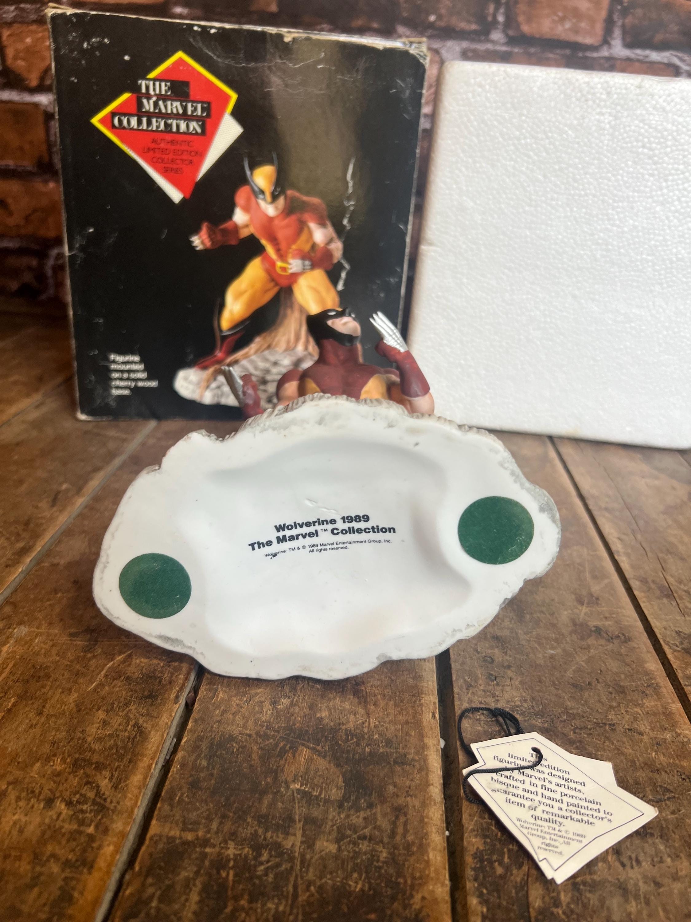 1980 Marvel Comics Group - Stan Lee Presents The Incredible HULK Pop-Up Book ( Not Complete)