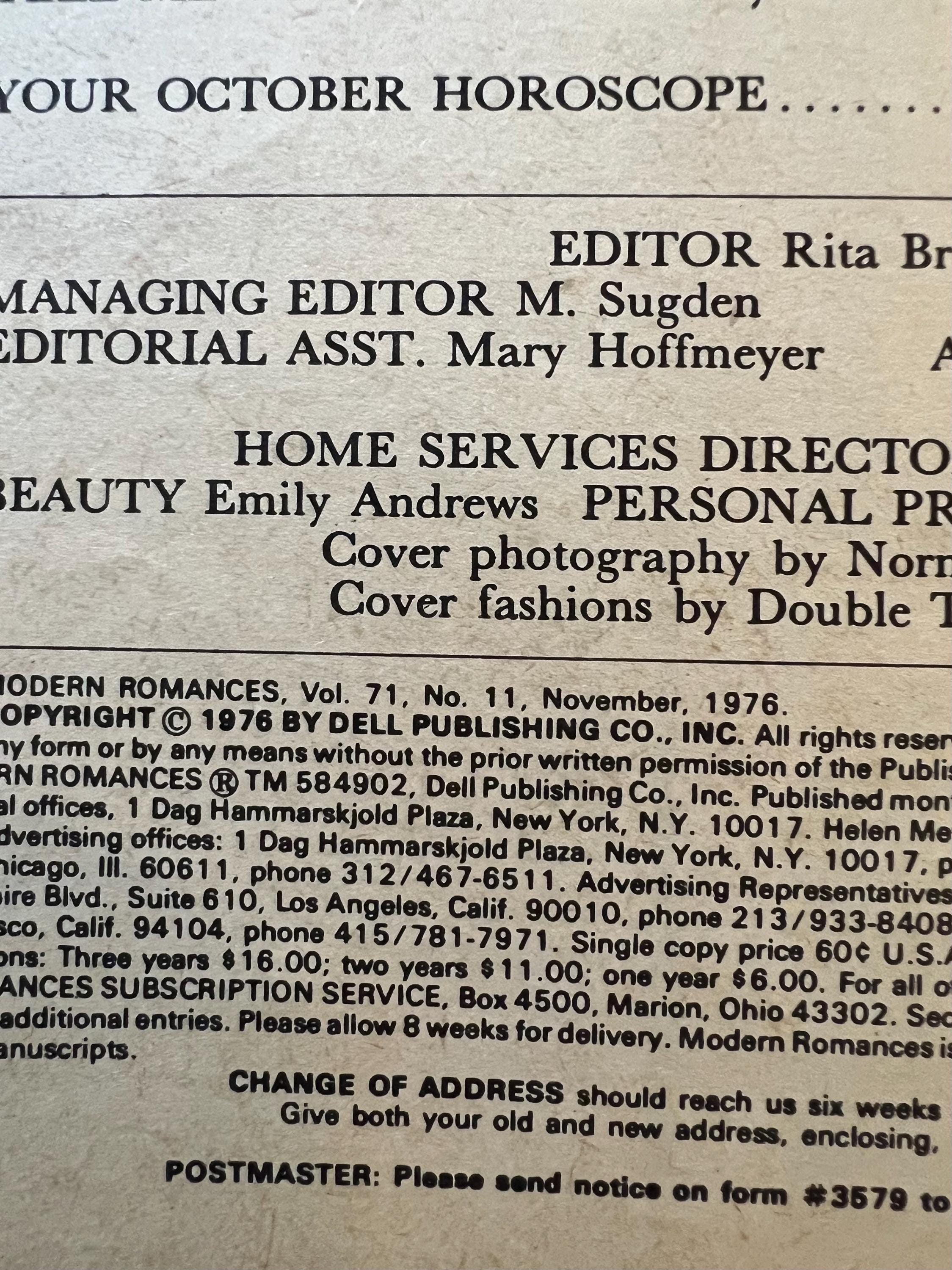 Dell Modern Romances Magazine (November 1976)  Magazine For The Young Homemaker