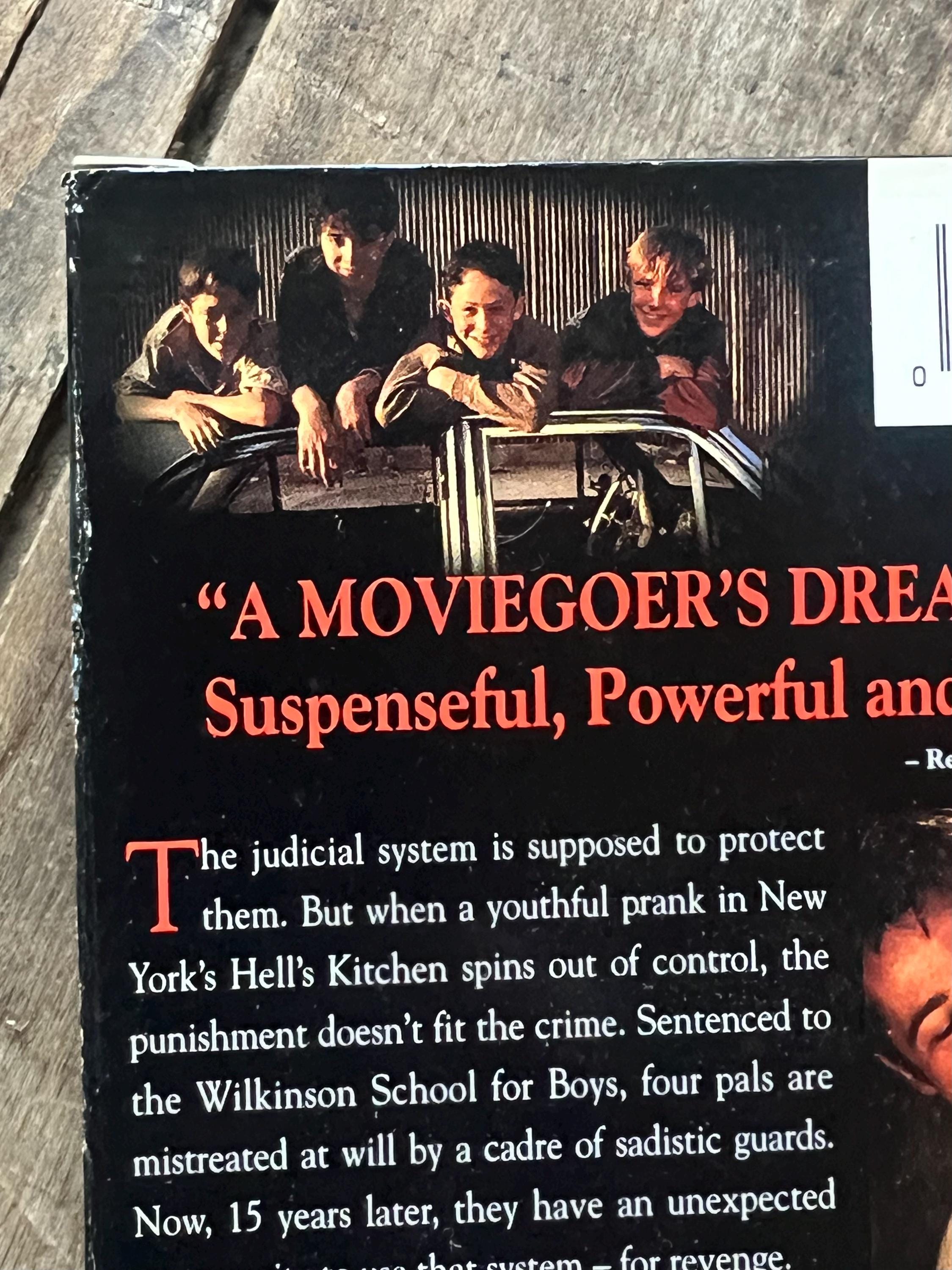 SLEEPERS - VHS Movie ( 1996 ) - Starring Robert DeNiro, Brad Pitt & Kevin Bacon