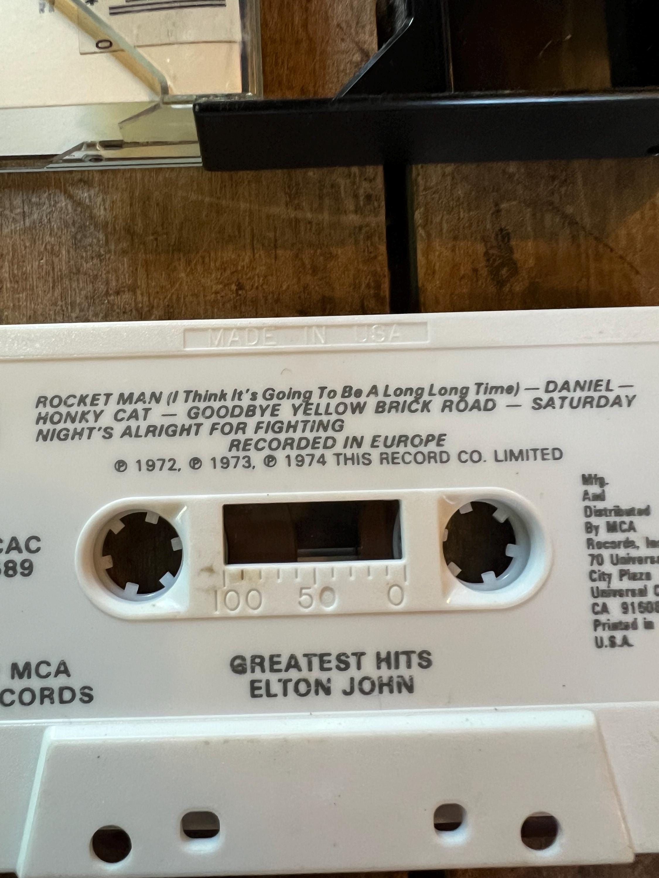 1974 Elton John's Greatest Hits Cassette Tape - MCA Records - Retro Rock & Pop