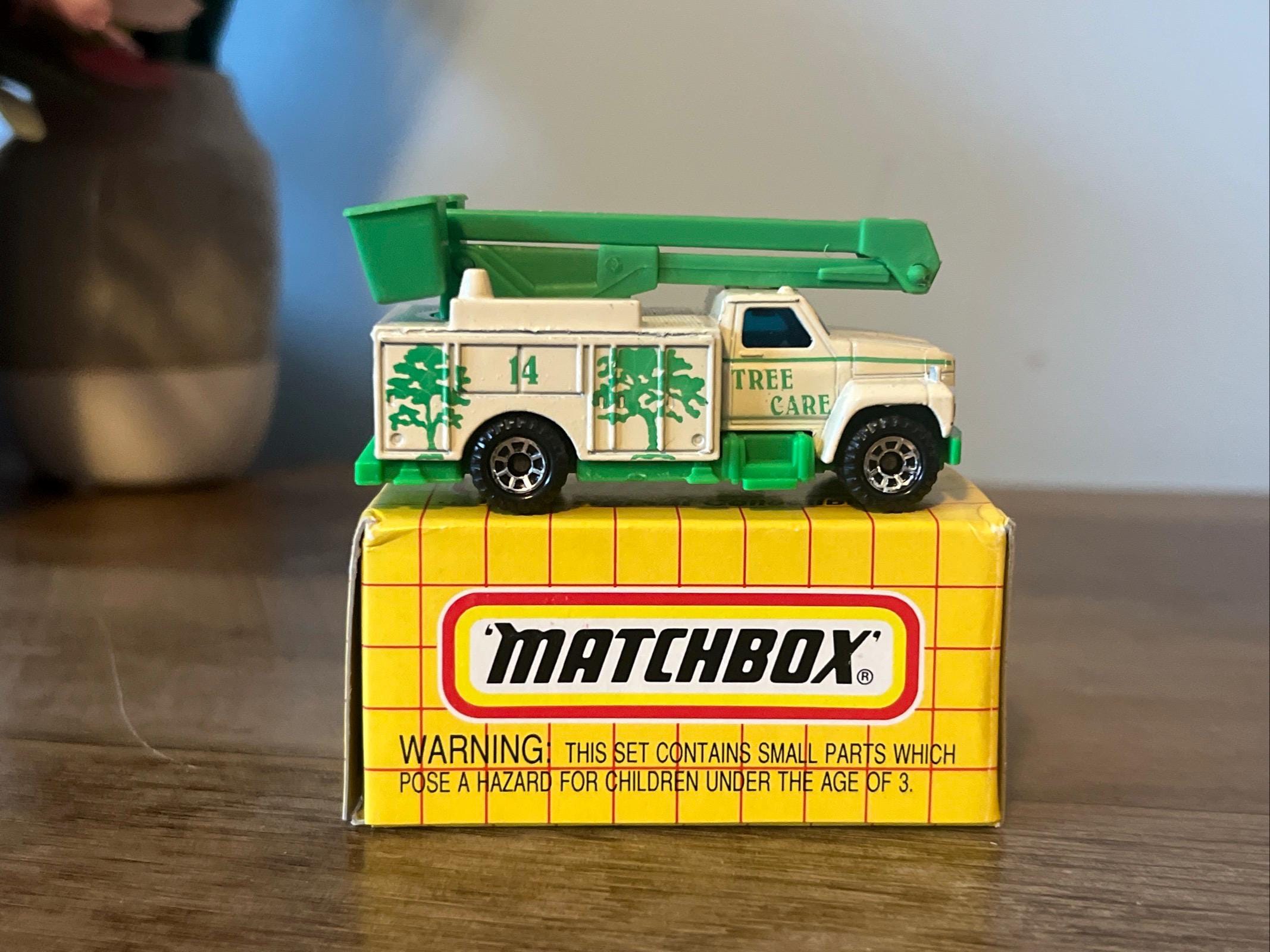 1993 Matchbox - MB33 Utility Truck in Original Box - Tree Care Bucket Truck