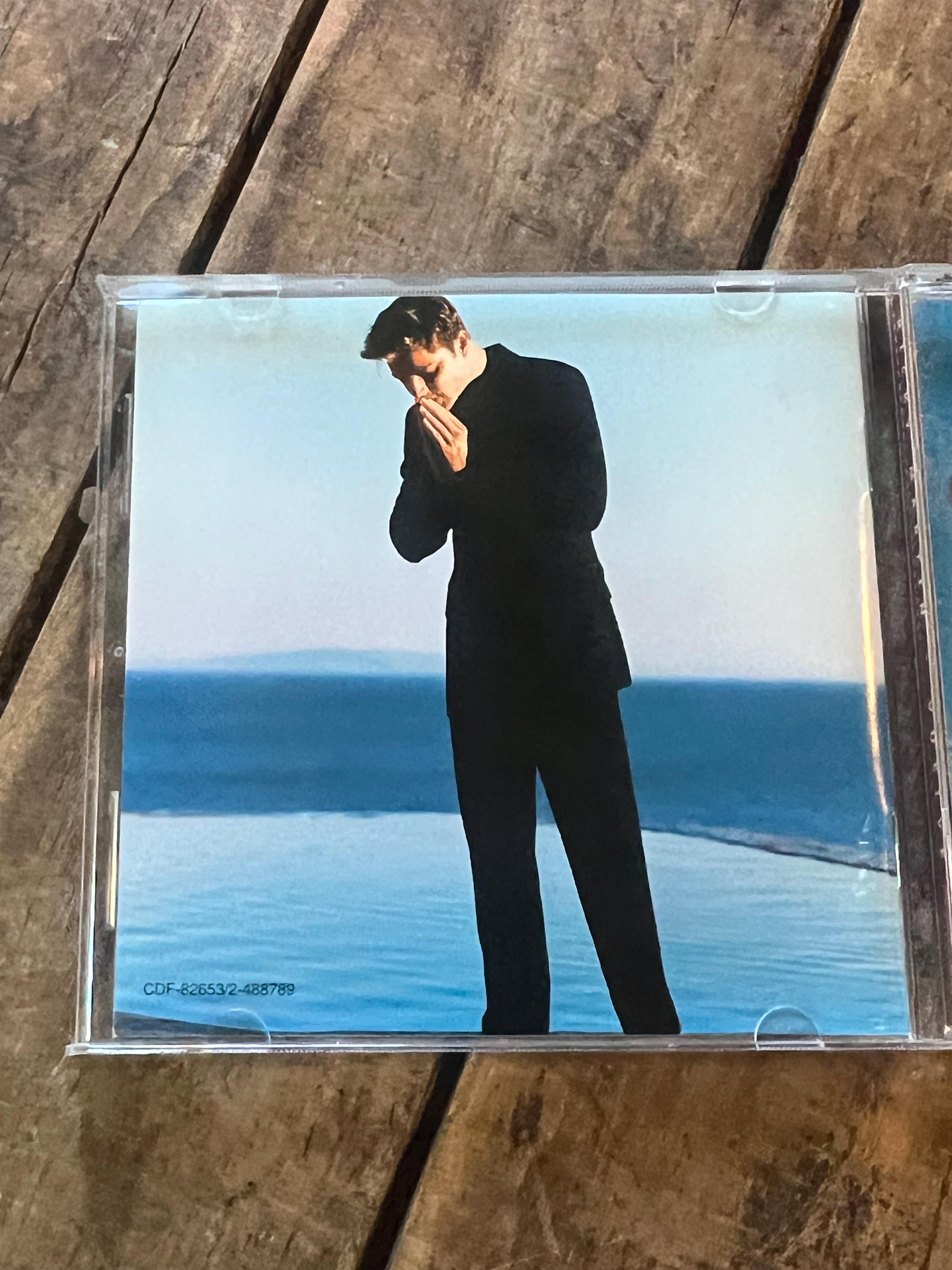 Ricky Martin VUELVE - Original Music CD  - Sony Records - 1998 Retro CD - Compact Disc - Merengue
