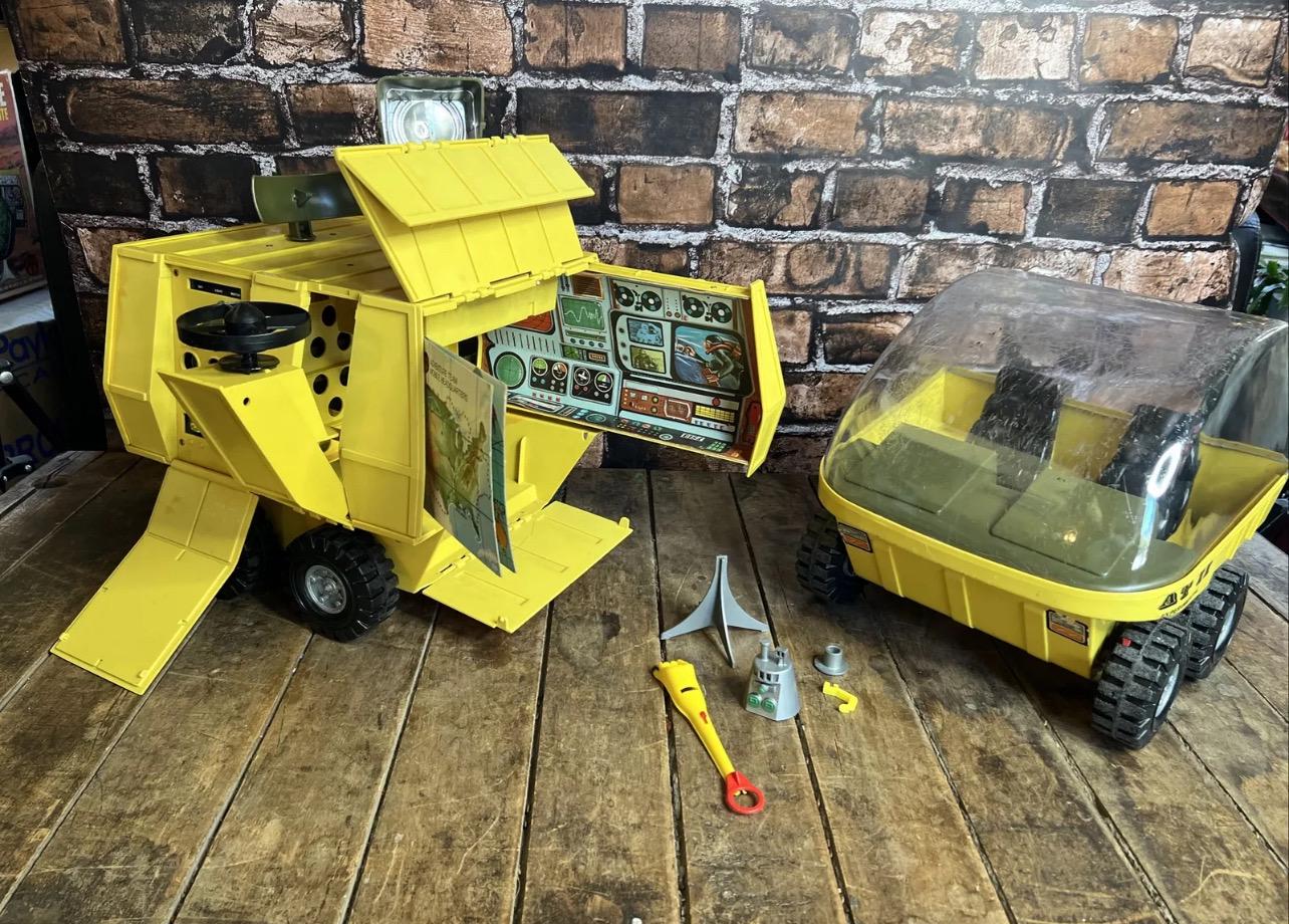 Vintage 1972 GI JOE Mobile Support Vehicle – Hasbro Adventure Team Set
