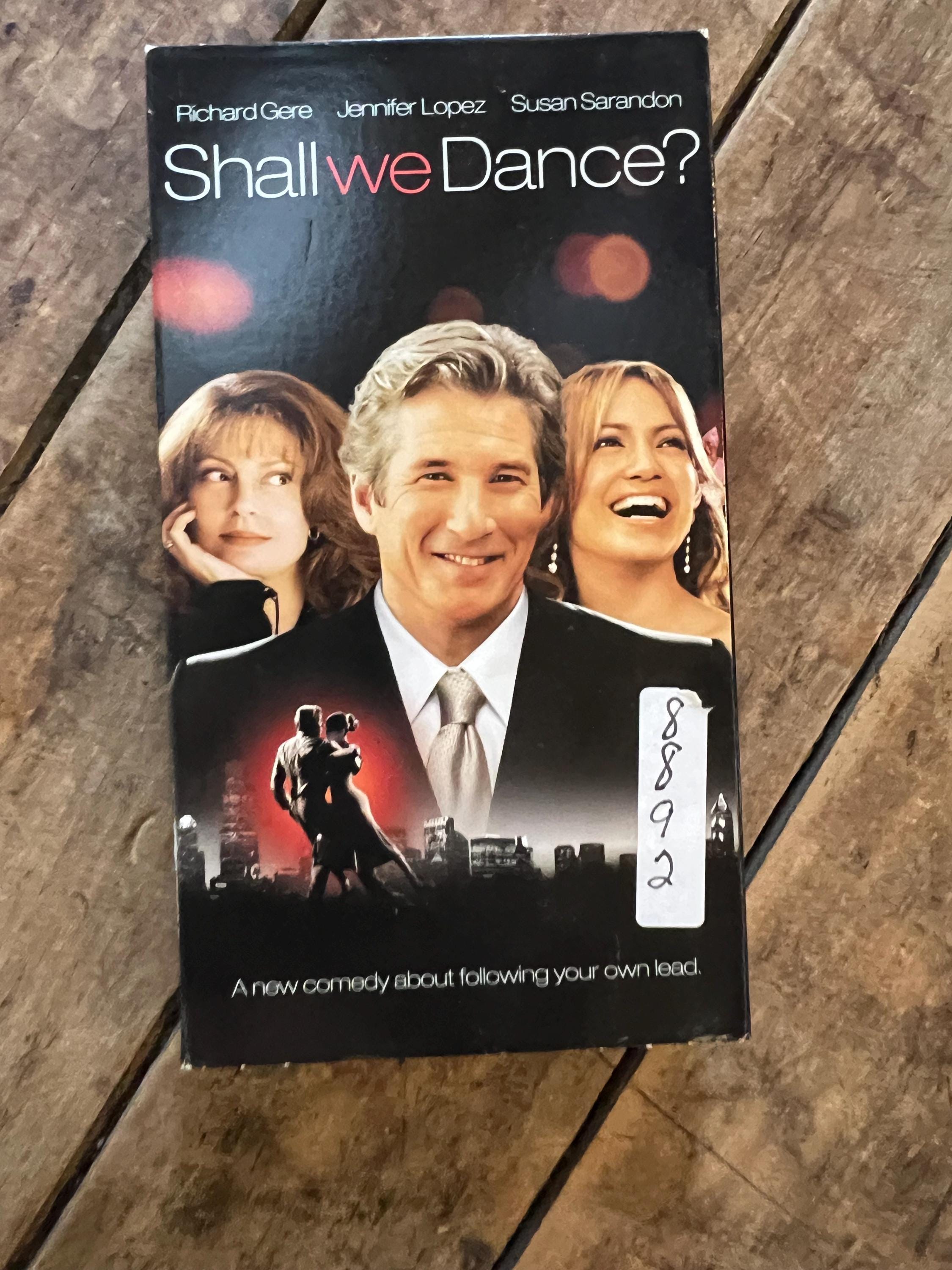 Shall We Dance ( VHS 2004) Starring - Richard Gere & Jennifer Lopez