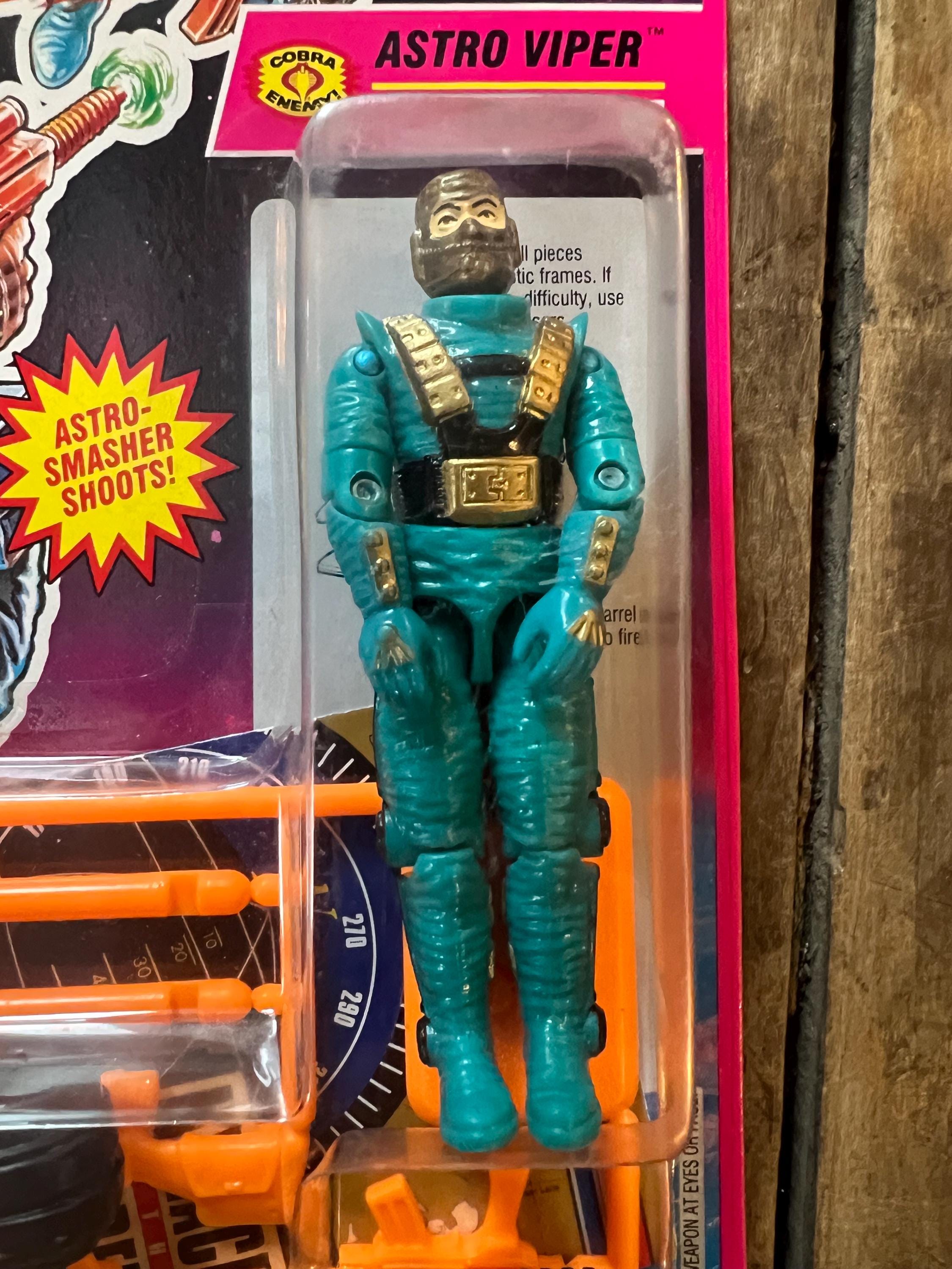1993 Hasbro GI JOE - Astro Viper Cobranaut V2 - Star Brigade Action Figure Complete On Original Card MOC