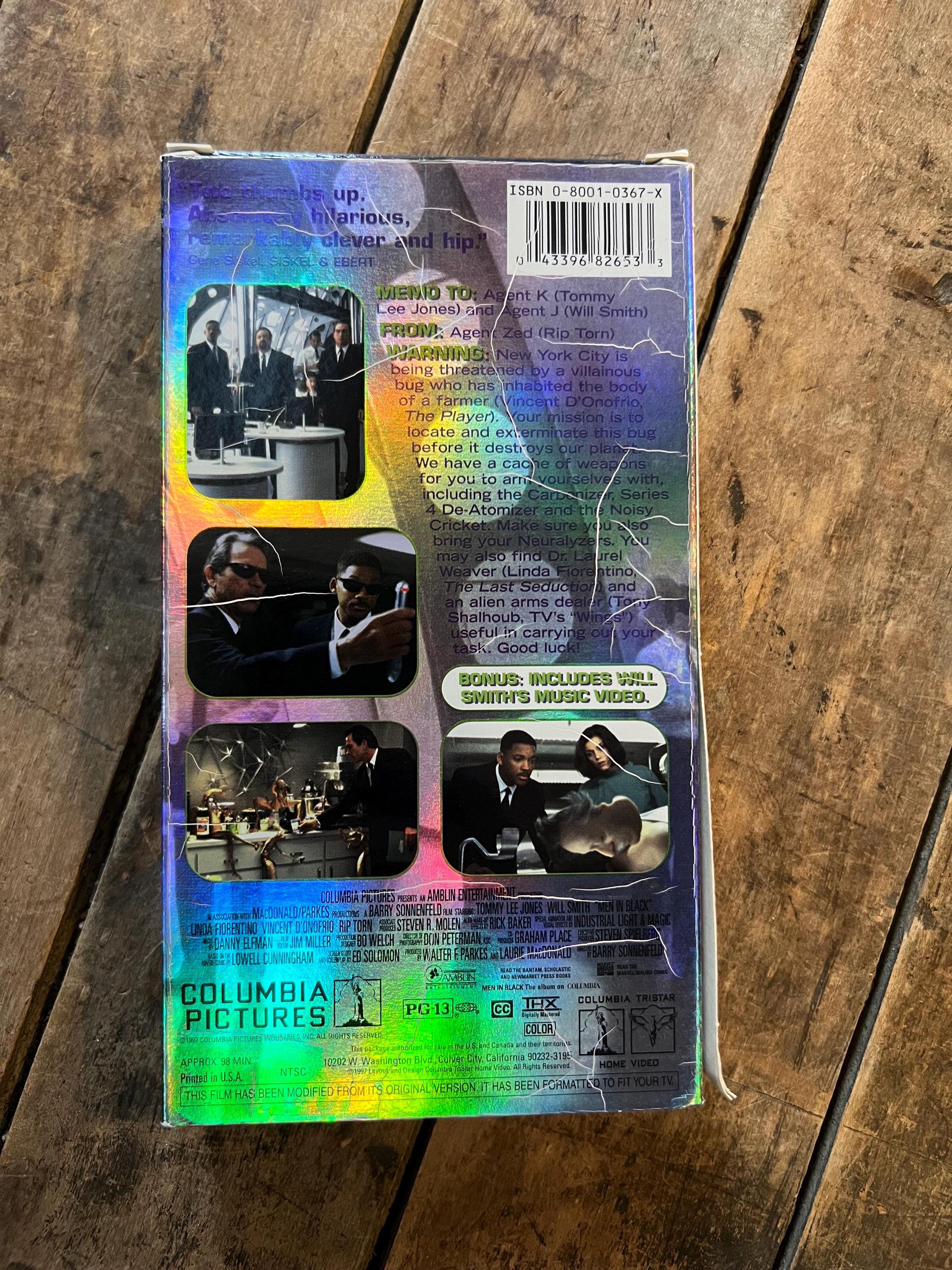 Men In Black ( VHS 1997) Starring - Tommy Lee Jones, Will Smith & Rip Torn