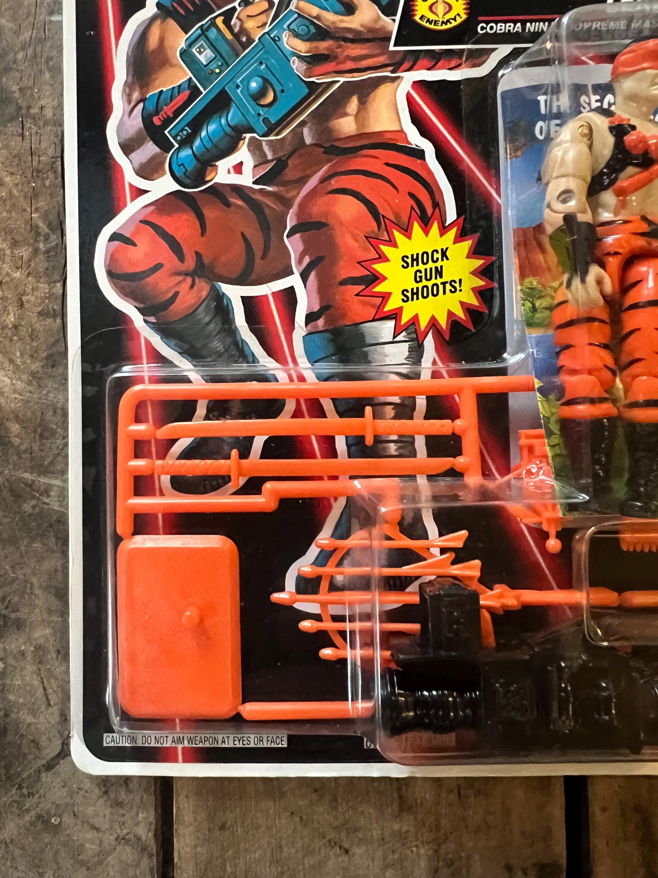 1992 Hasbro GI JOE ARAH - Battle Corps - Cobra Night Creeper Leader - Action Figure - Sealed on Original Card