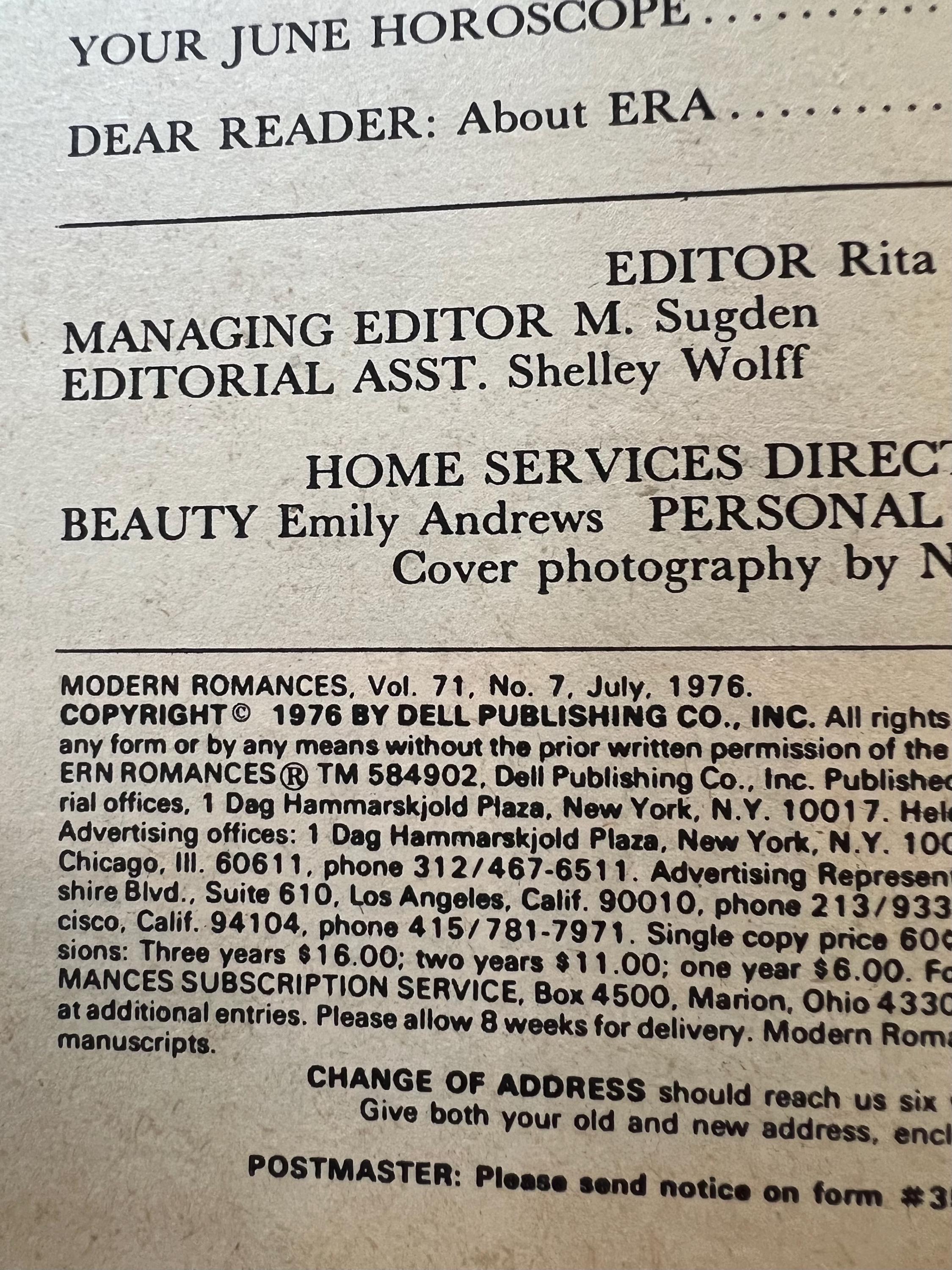 Dell Modern Romances Magazine (July 1976)  Magazine For The Young Homemaker