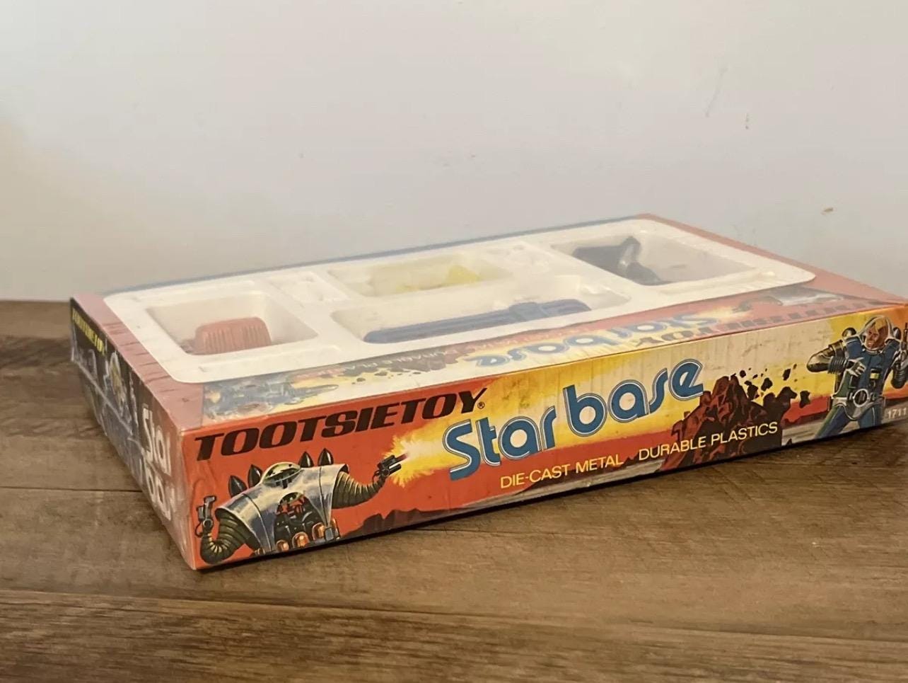 Vintage 1977 Tootsie Toys STARBASE #1711: Sealed Major Mars Action Figure Set