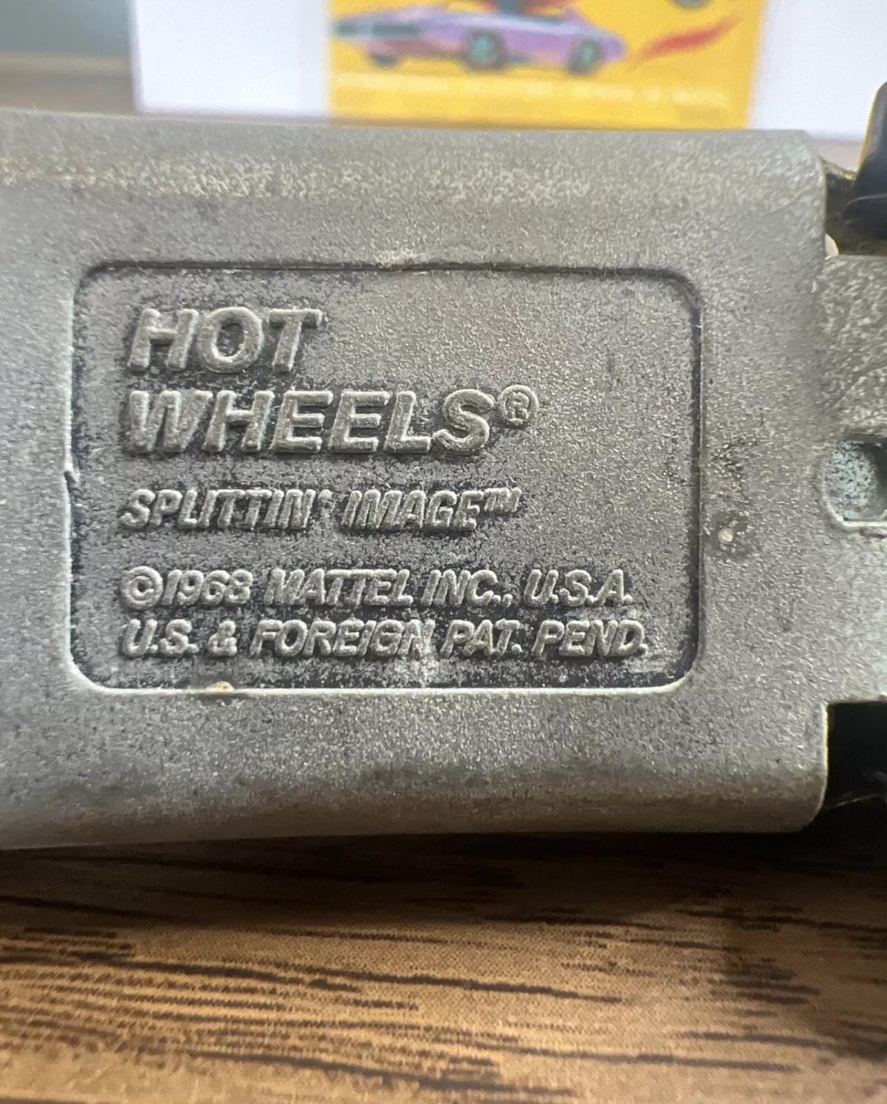 Vintage 1969 Hot Wheels Redline SPLITTIN’ IMAGE Concept Car