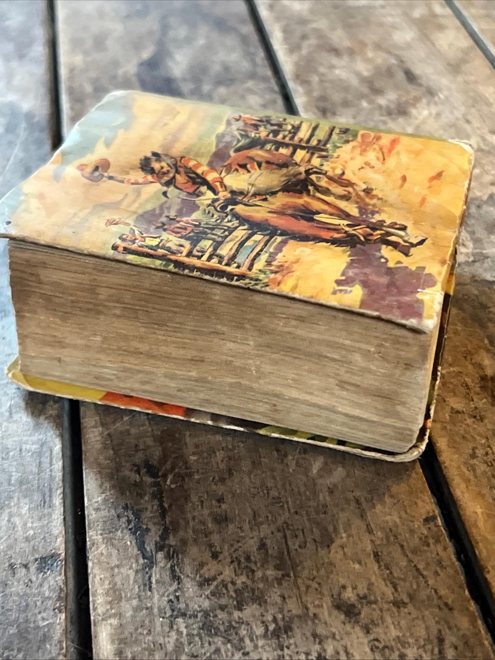 Vintage 1939 Gene Autry "Law Of The Range" Hardcover Book