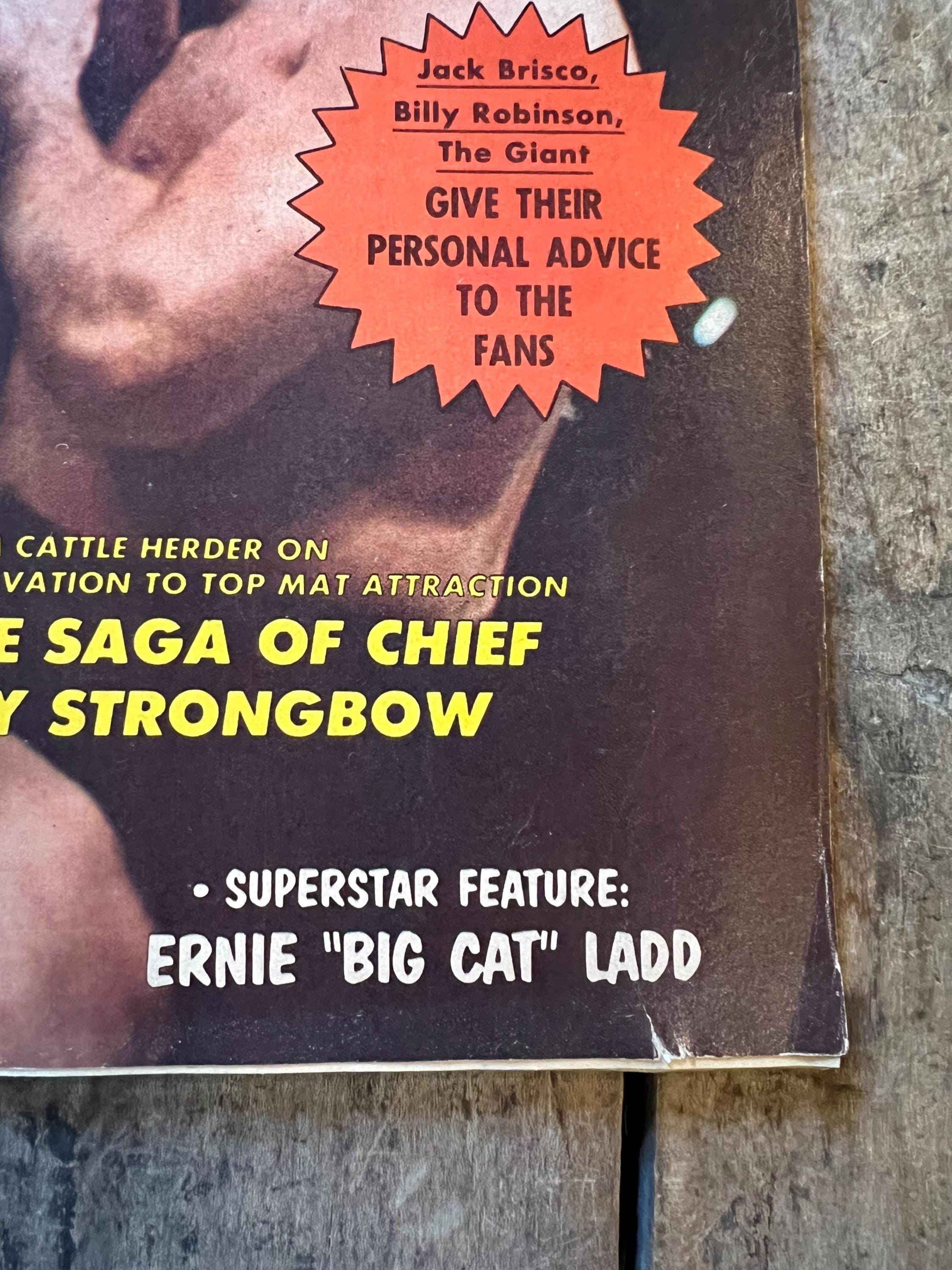 The Official Wrestling Monthly Magazine - December 1974 Issue - WWF / WWE