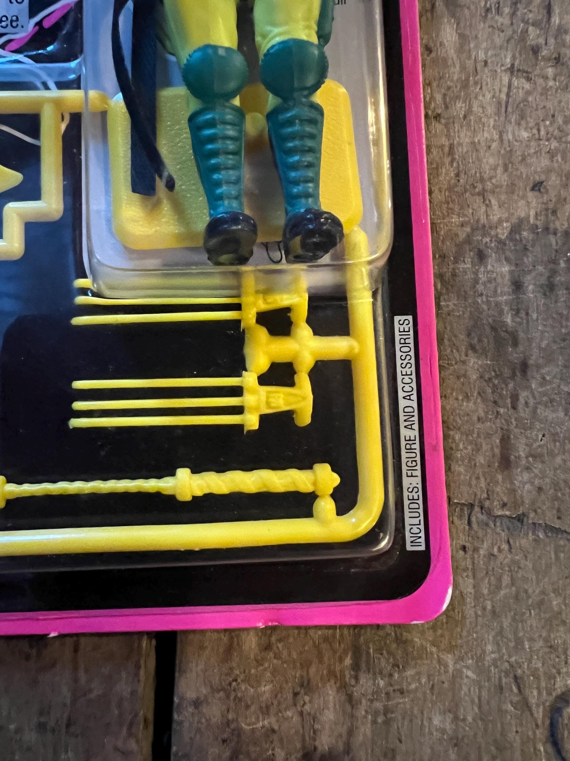 1992 Hasbro GI JOE - Ninja Force SCARLETT Action Figure -  Original Card