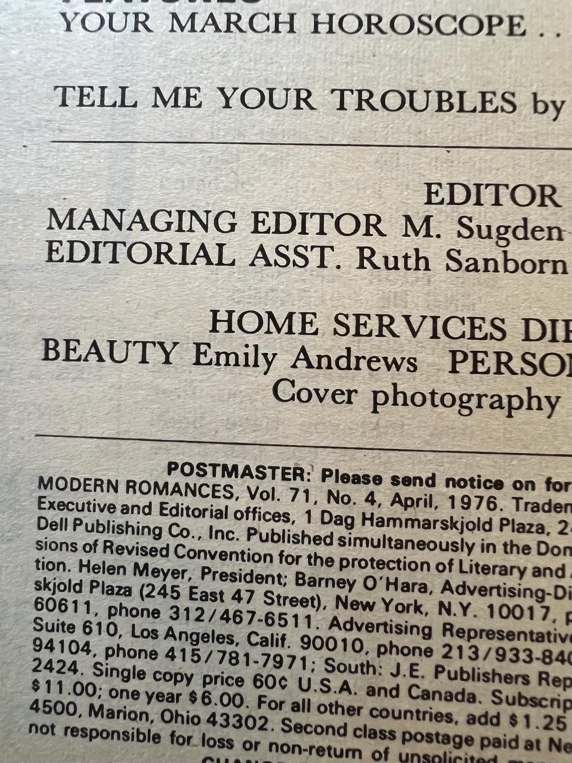 Dell Modern Romances Magazine (April 1976)  Magazine For The Young Homemaker