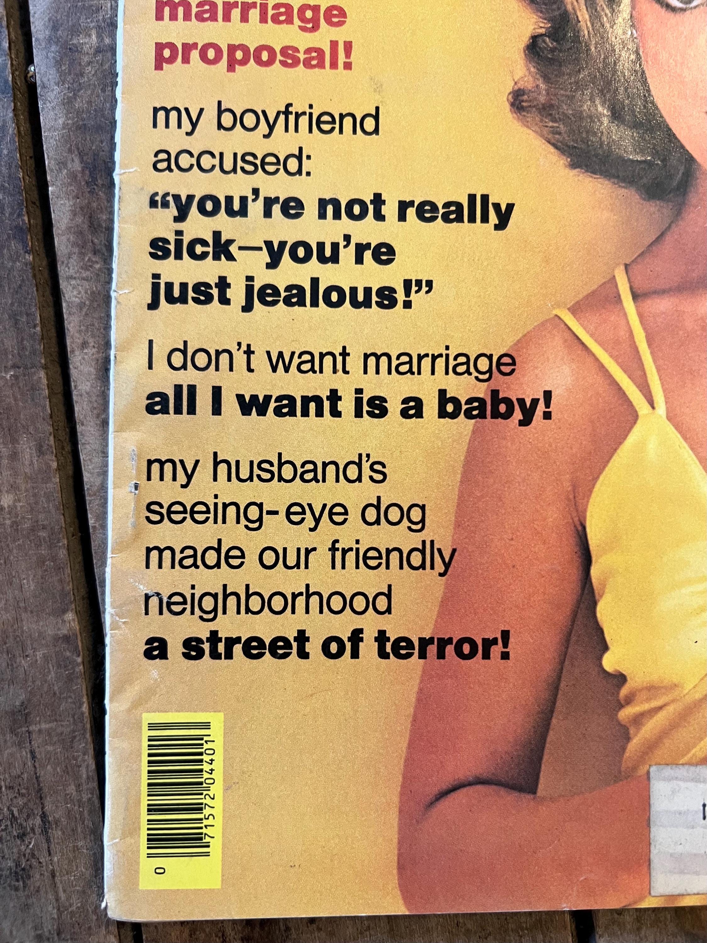 Dell Modern Romances Magazine (November 1976)  Magazine For The Young Homemaker