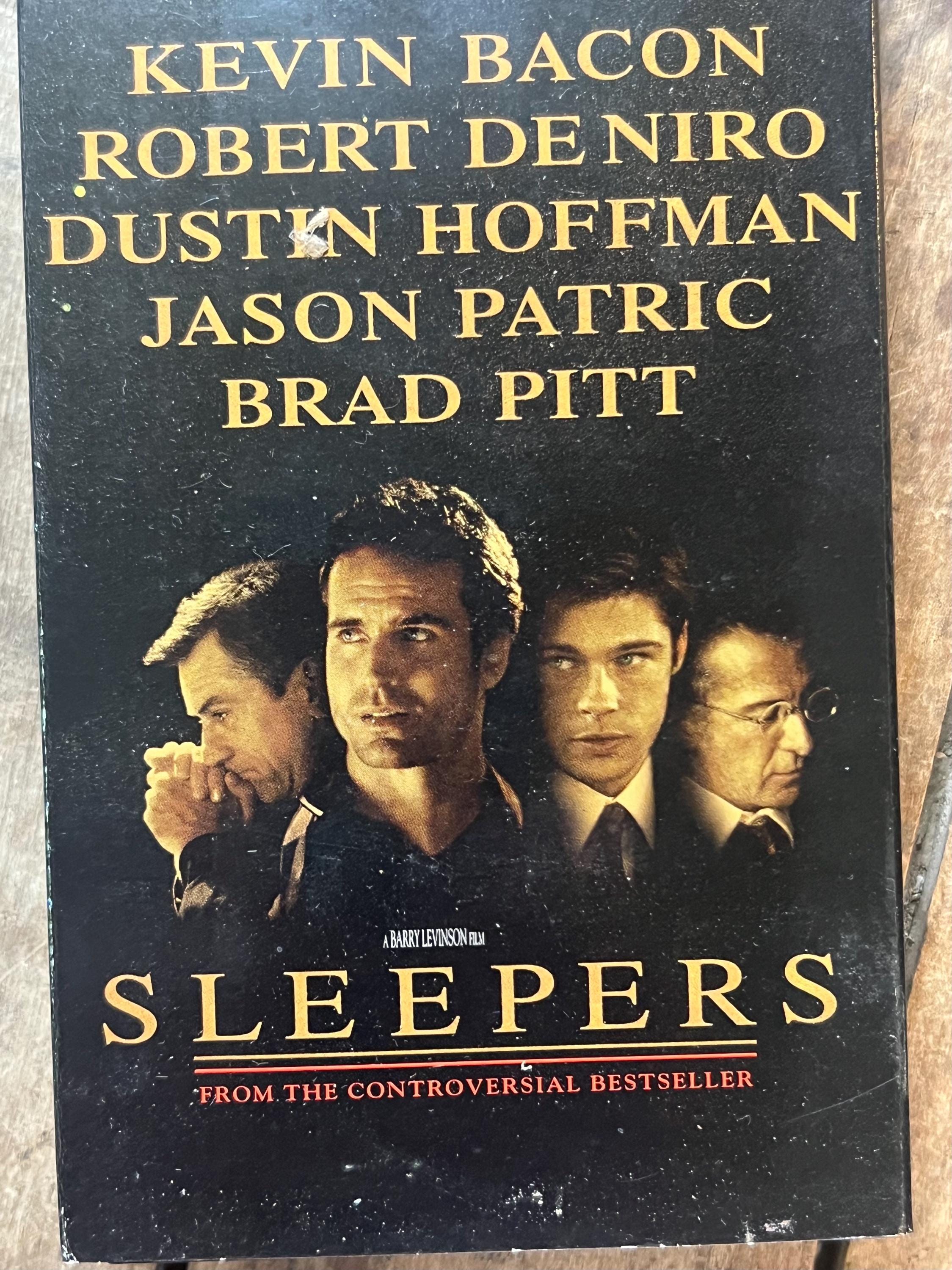 SLEEPERS - VHS Movie ( 1996 ) - Starring Robert DeNiro, Brad Pitt & Kevin Bacon