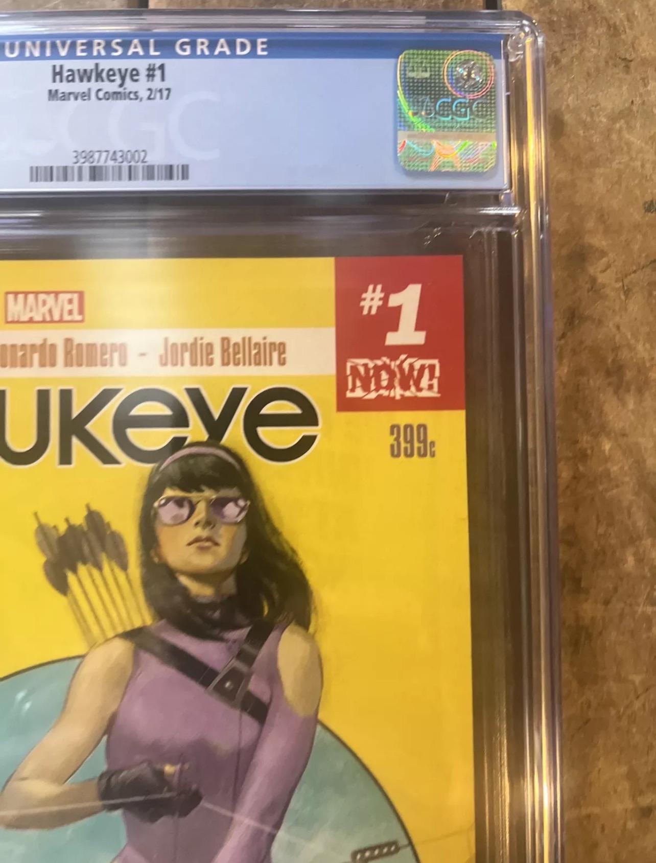 HAWKEYE #1 - Kate Bishop - Marvel Comics - Leonardo Romero art work - CGC Graded 9.6
