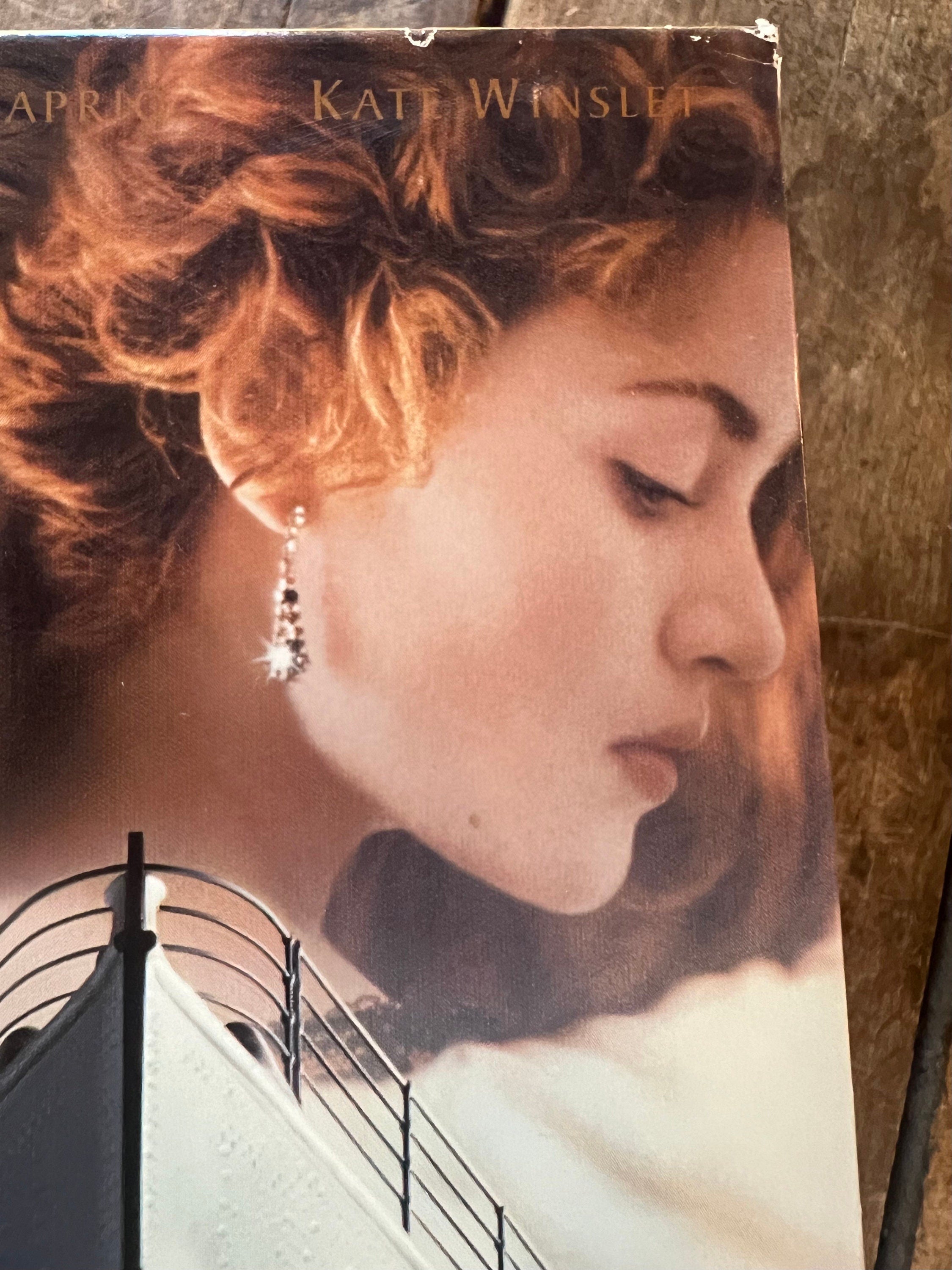 Titanic (1997) Widescreen VHS Movie - Leonardo DiCaprio & Kate Winslet