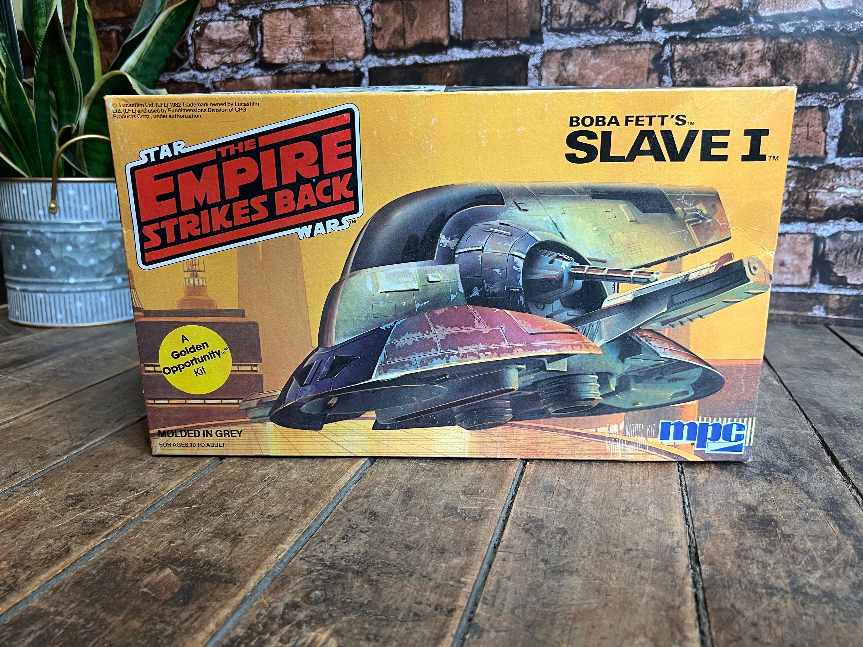 Vintage 1982  Star Wars The Empire Strikes Back - Boba Fett’s Slave 1  - MPC Model Kit   Empty Box - Star Wars Cover Art - Mandalorian
