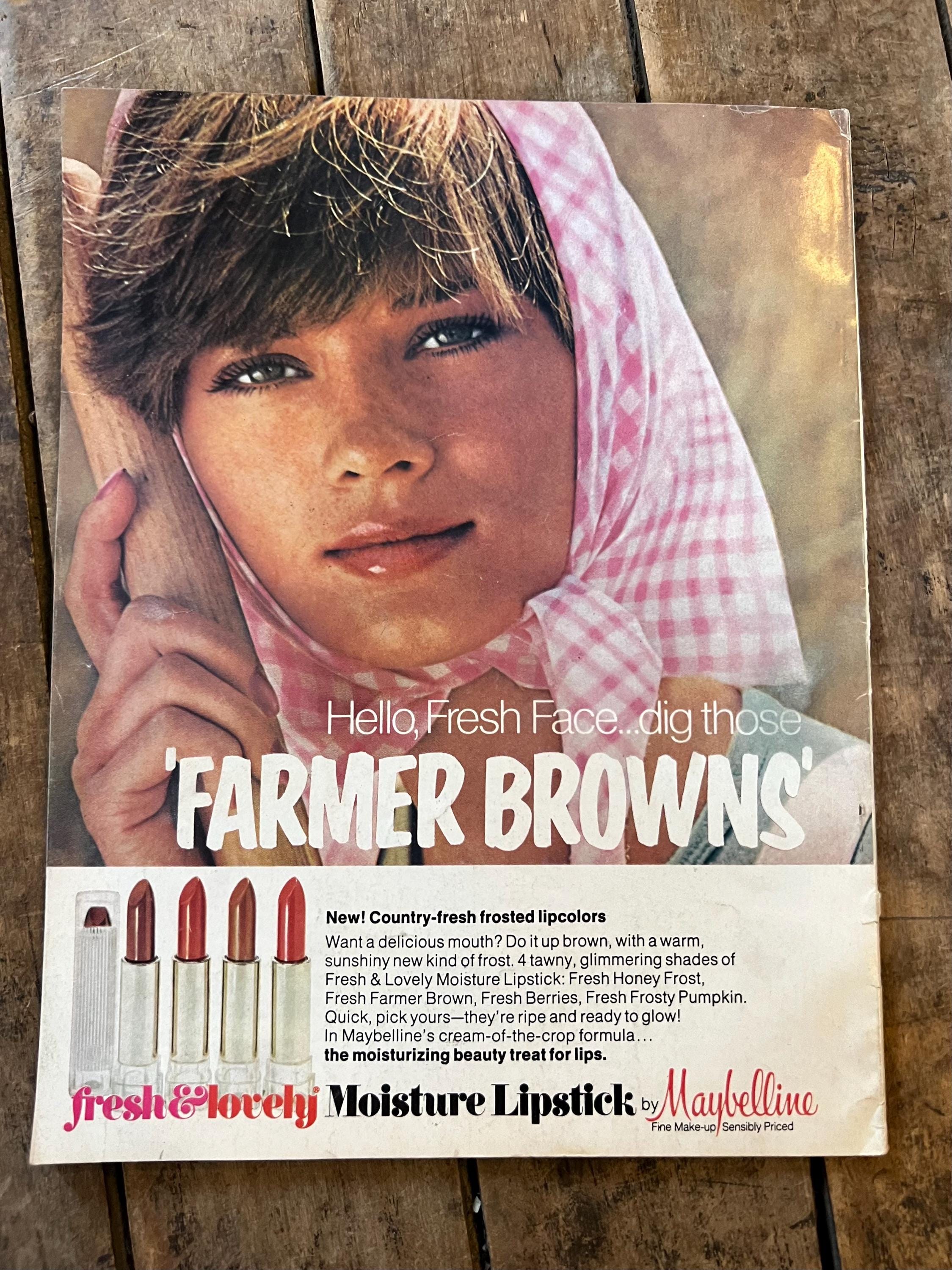 Dell Modern Romances Magazine (November 1976)  Magazine For The Young Homemaker