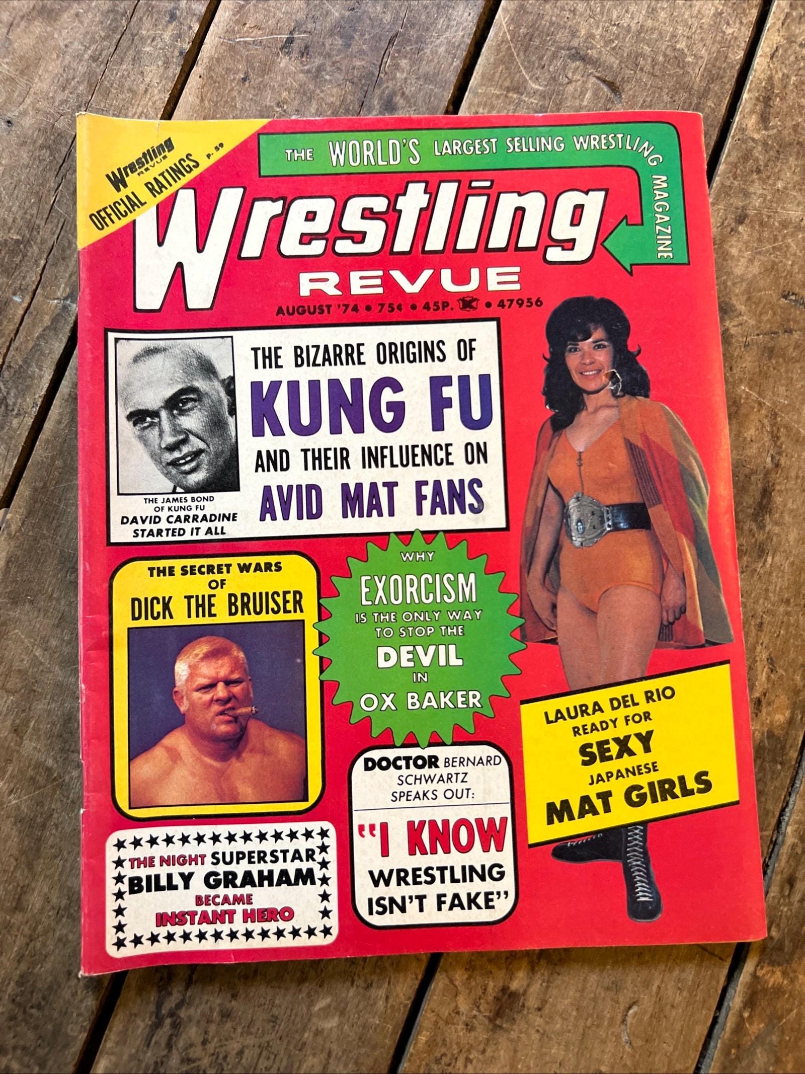 Wrestling Revue Magazine - August 1974 Issue - WWF / WWE - David Carradine Cover