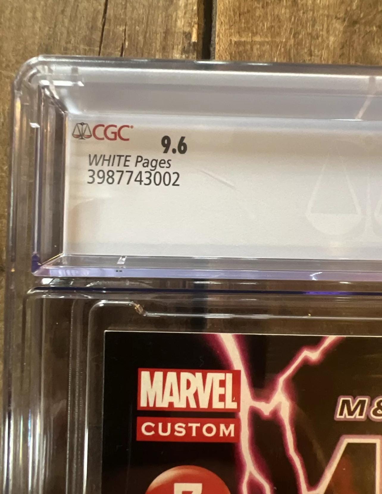 HAWKEYE #1 - Kate Bishop - Marvel Comics - Leonardo Romero art work - CGC Graded 9.6