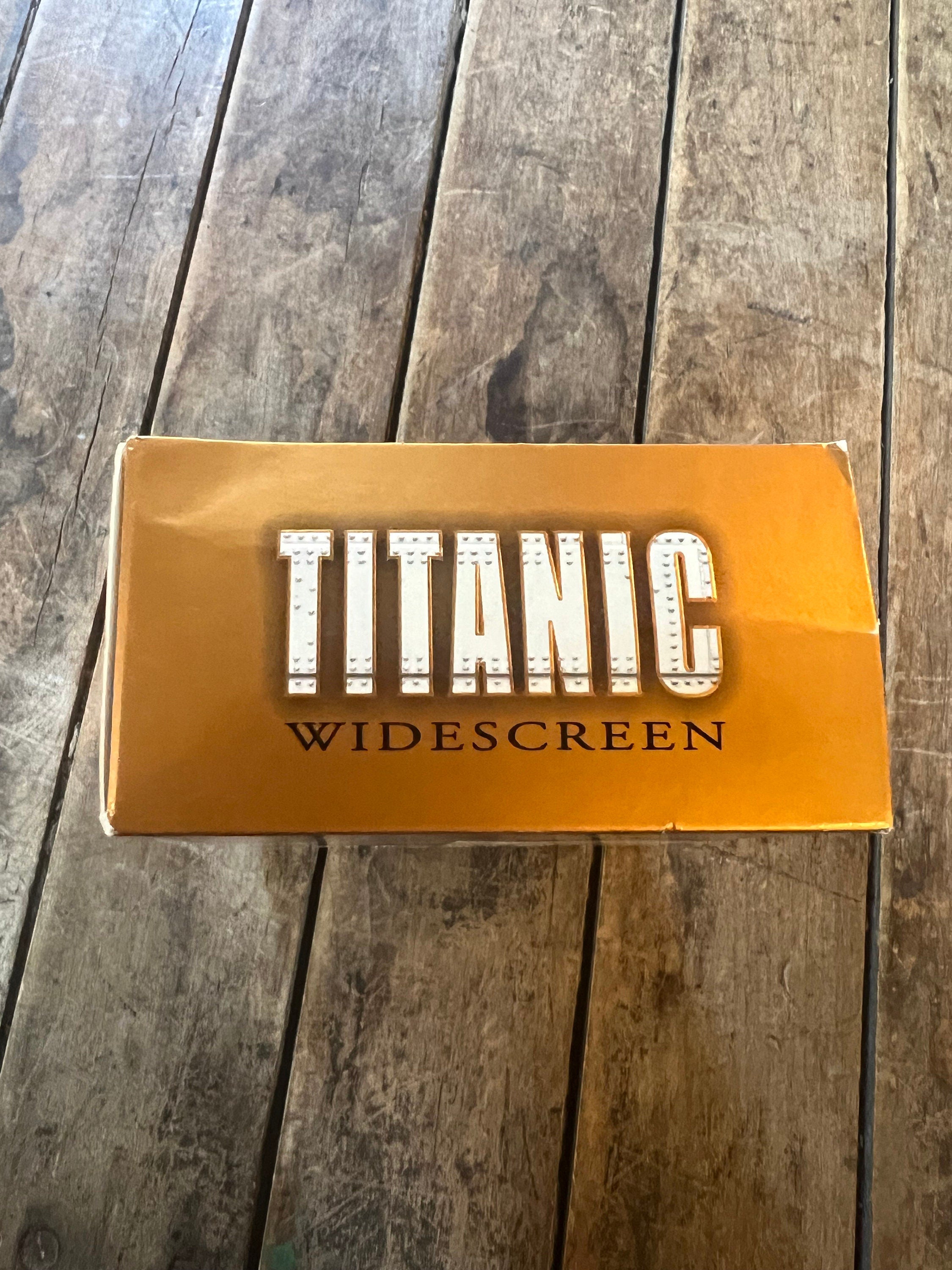 Titanic (1997) Widescreen VHS Movie - Leonardo DiCaprio & Kate Winslet