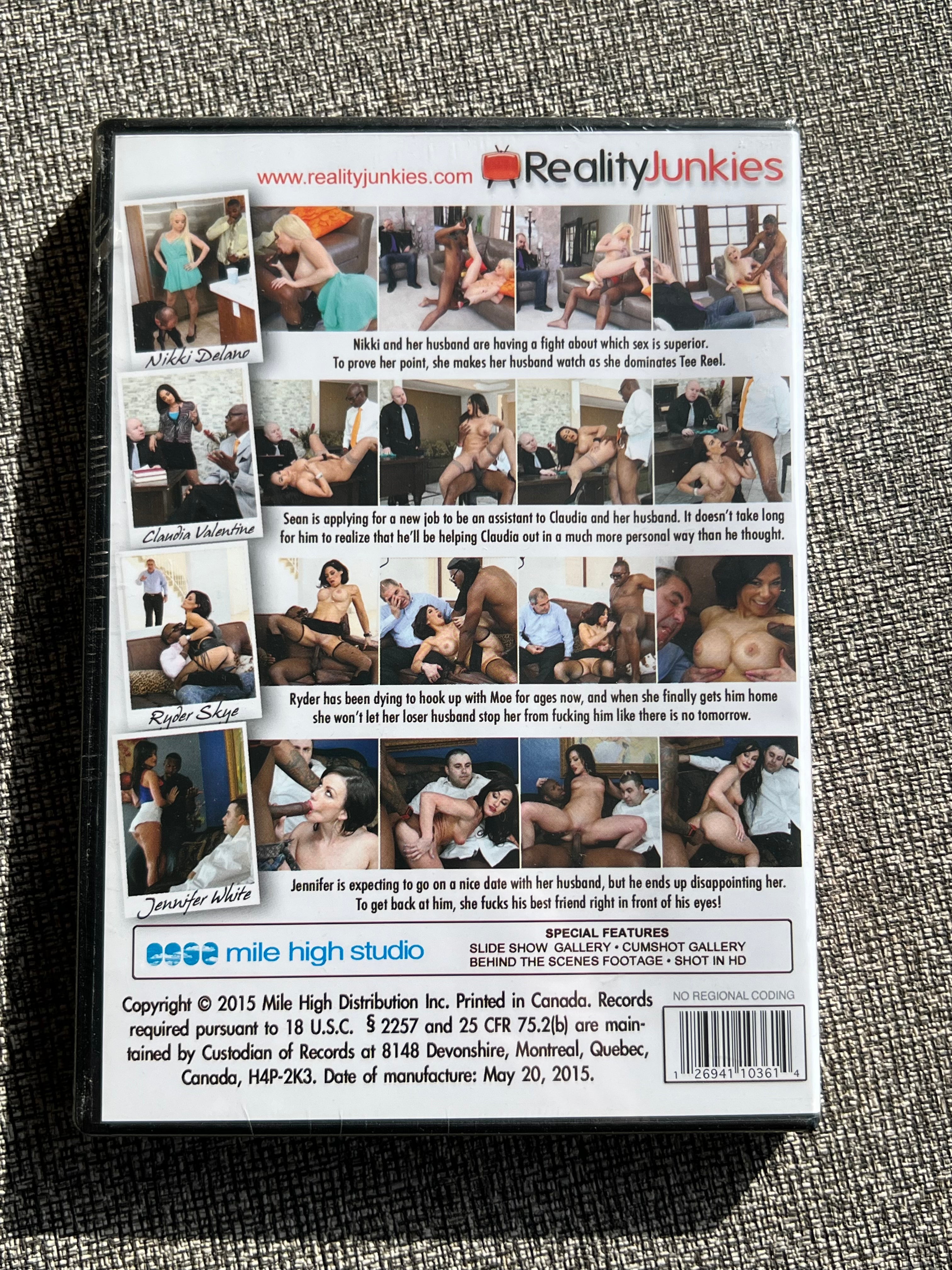 Mom's Cuckold 18 - DVD 2015 - Reality Junkies