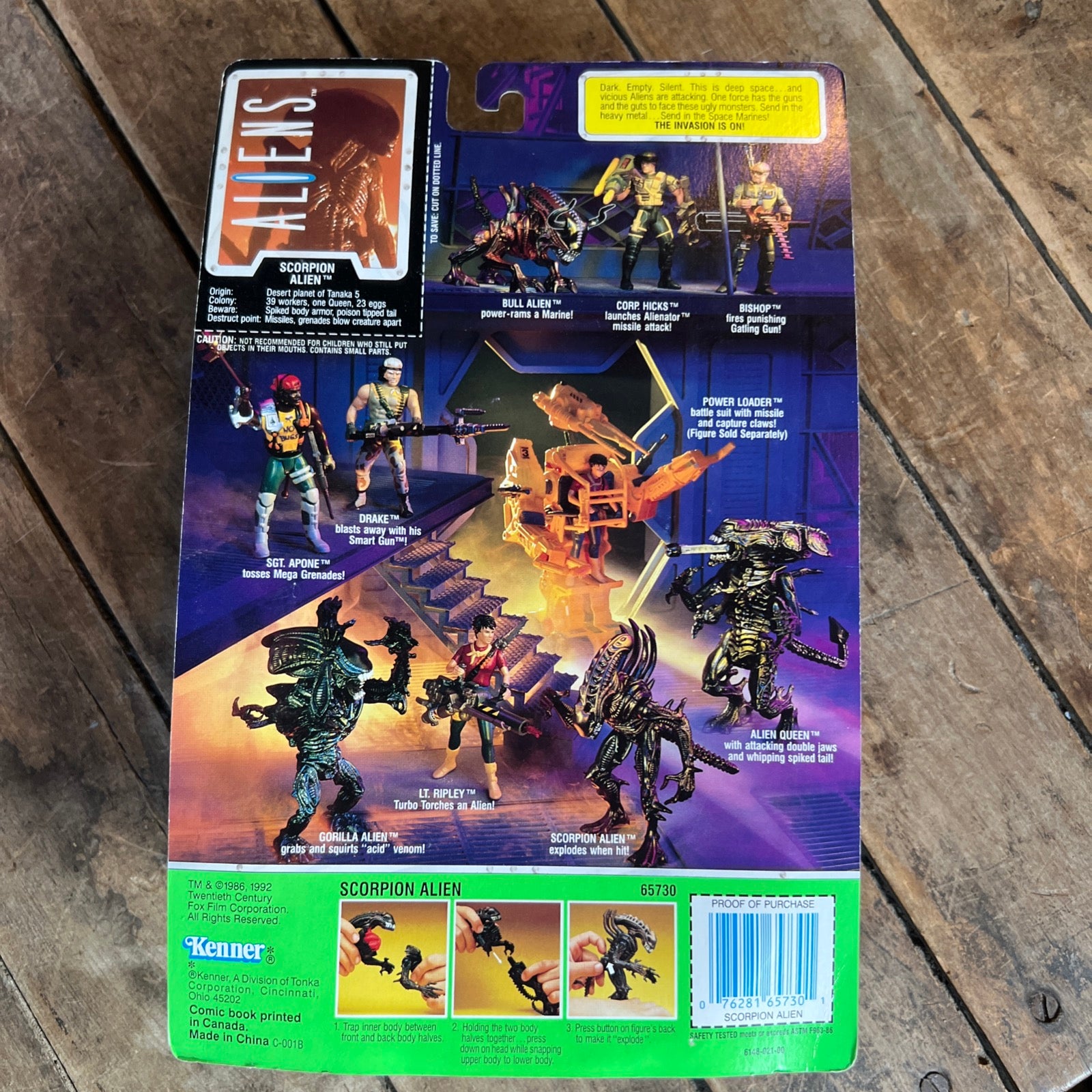 1992 Kenner Aliens - Scorpion Alien & Dark Horse Comic Book