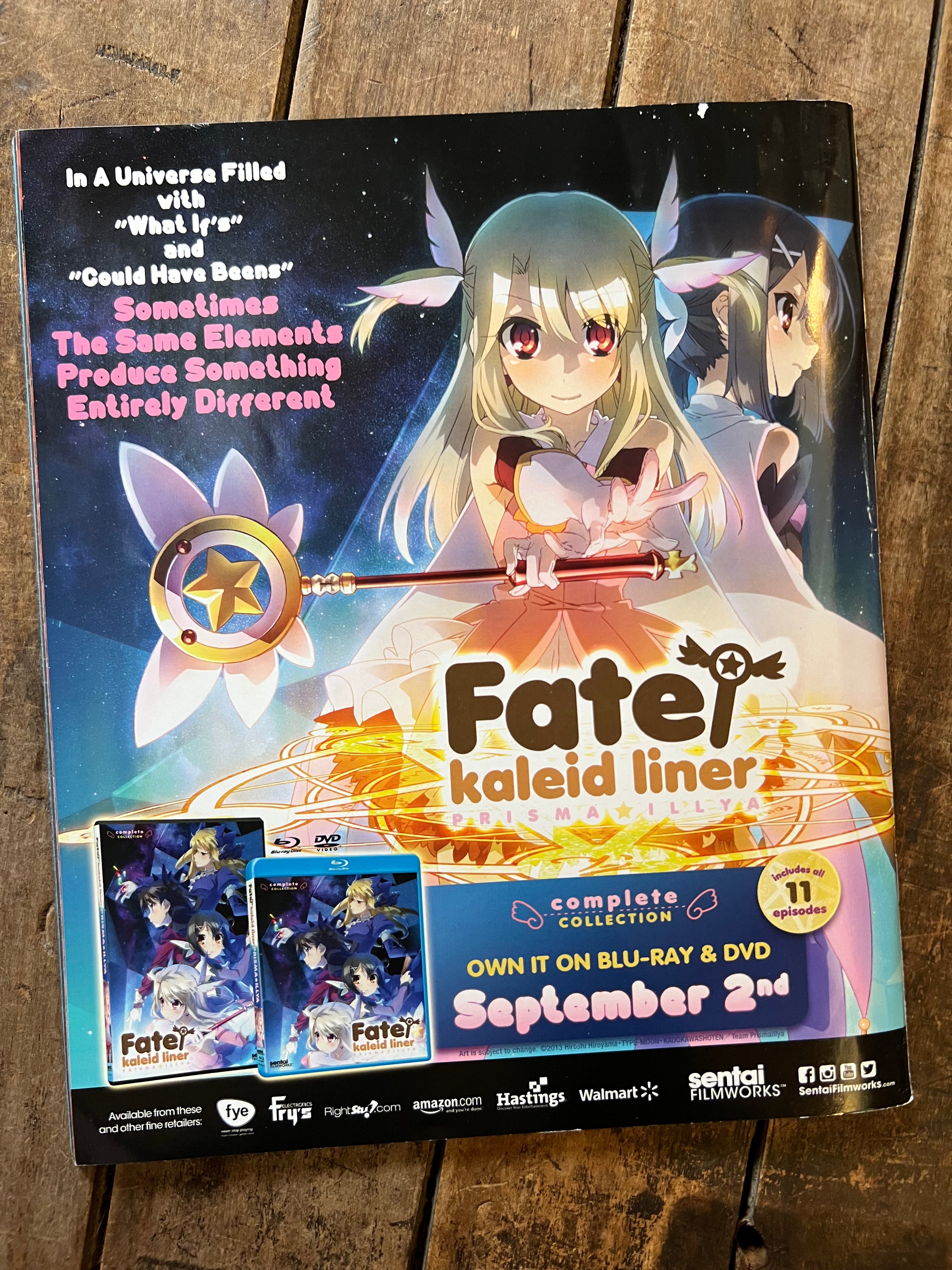OTAKU USA Magazine - October 2014 - SAILOR MOON  cover - Anime - Manga - Cosplay
