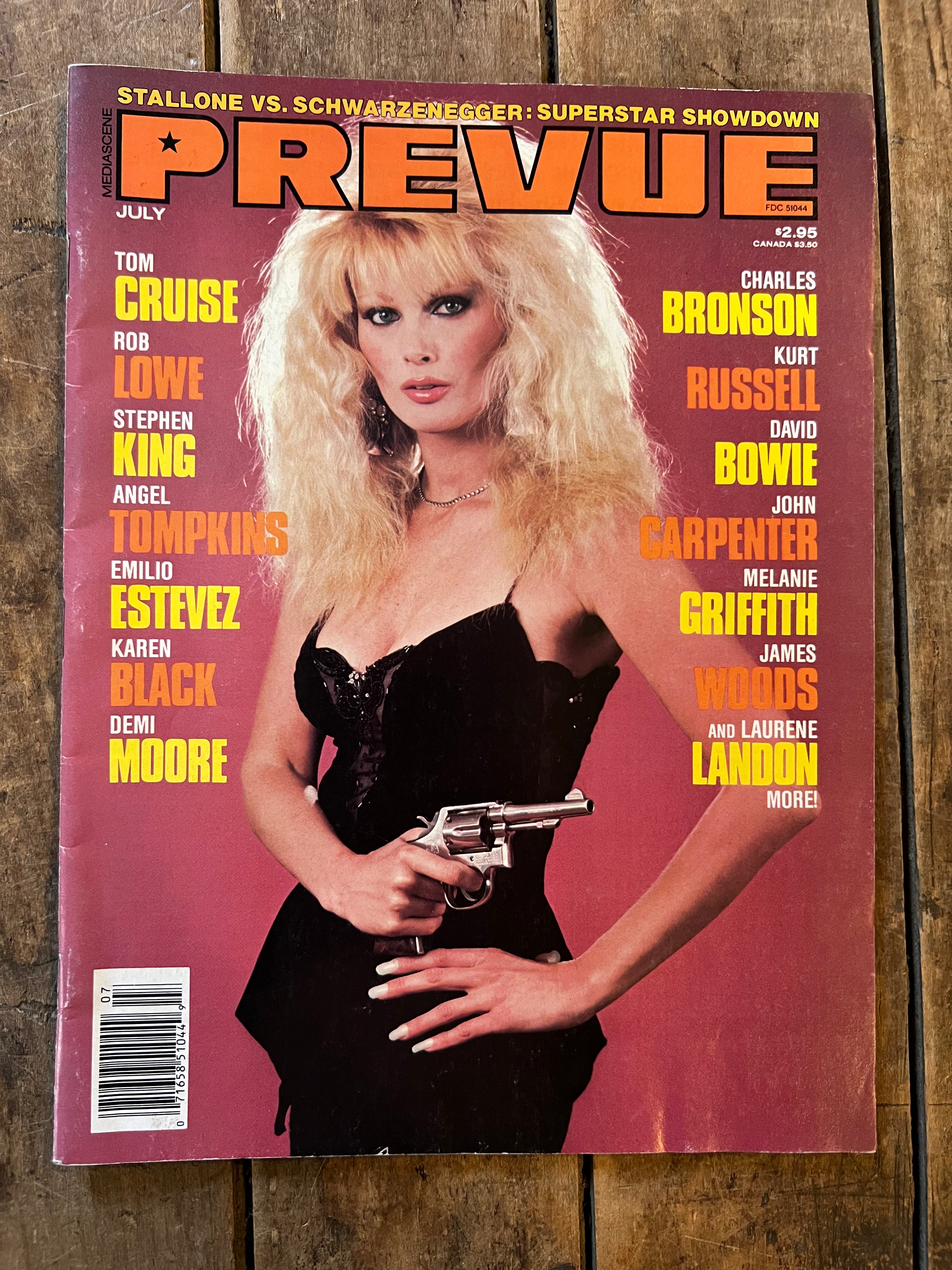 PREVUE Magazine - July 1986 - Superstar Showdown Issue - Laurene Landon Cover