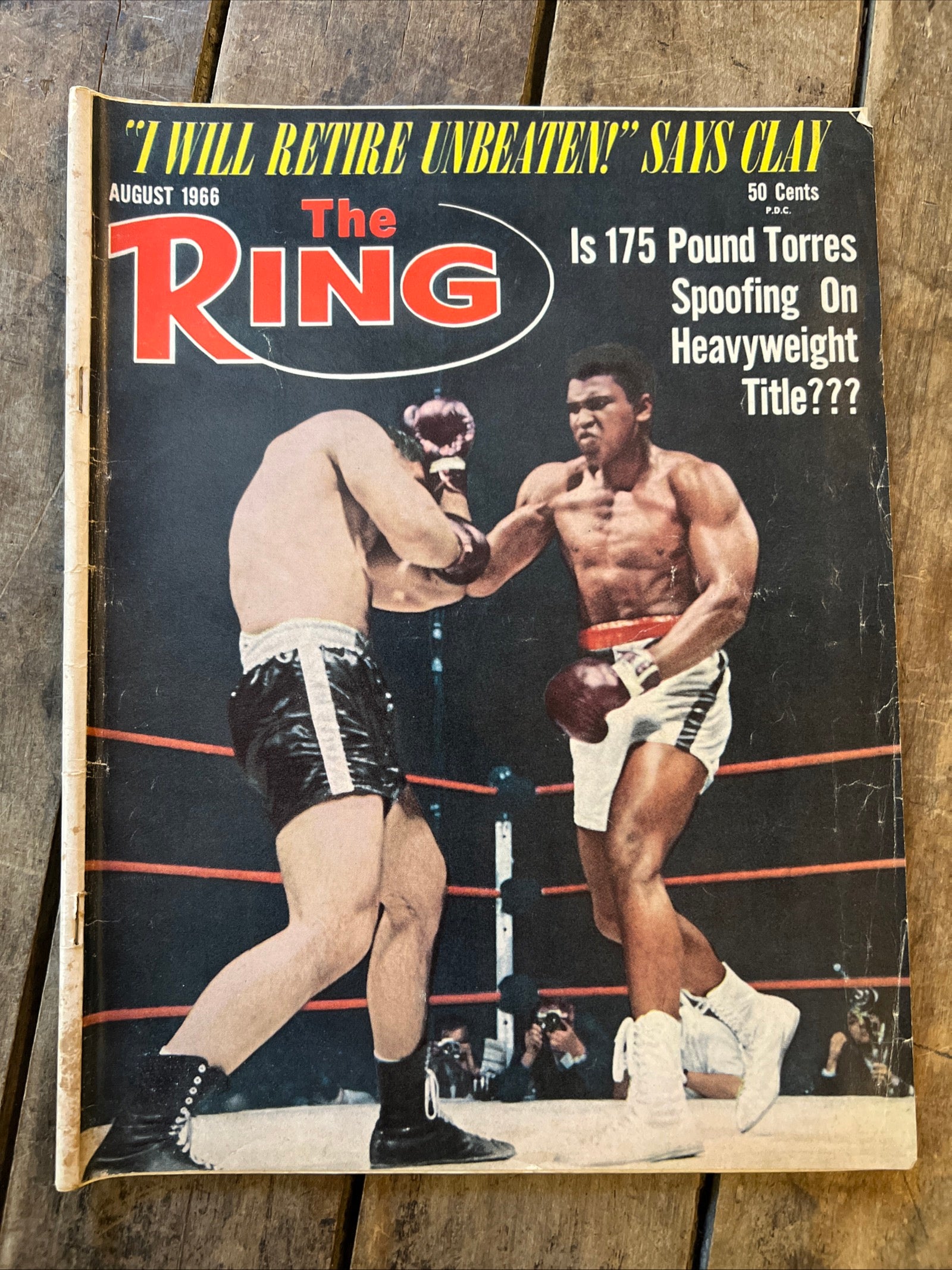 The Ring Boxing Magazine - August 1966 - Henry Cooper & Cassius Clay Cover