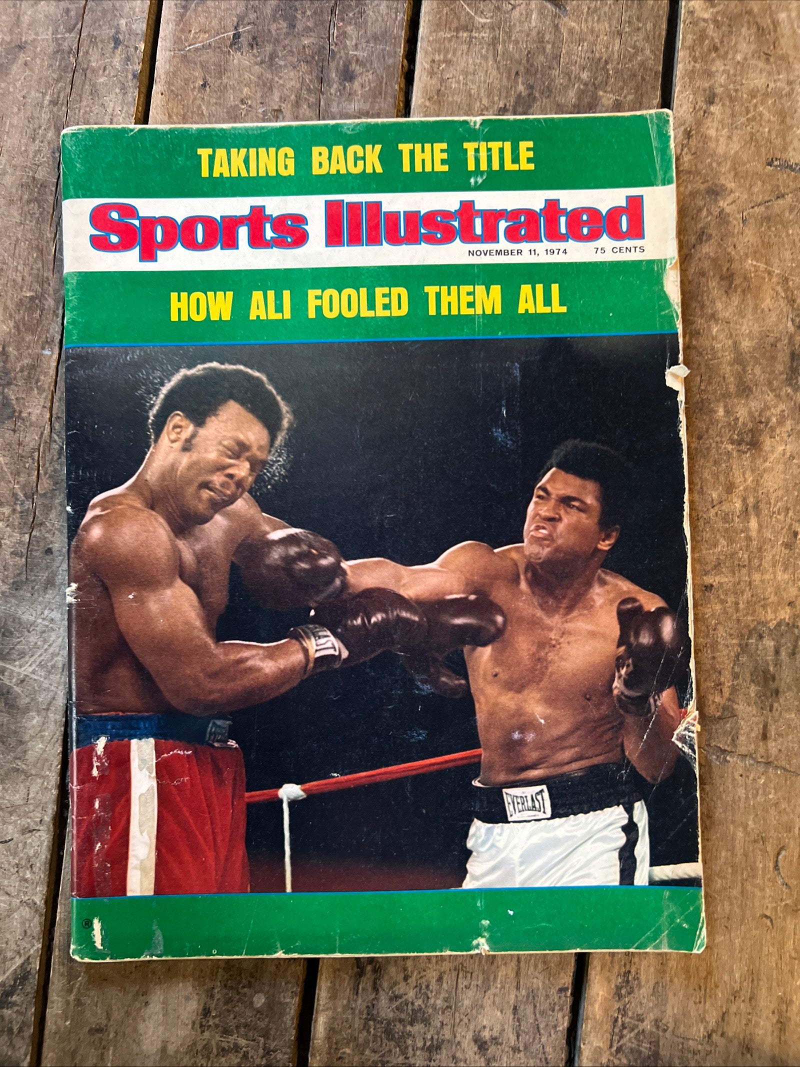 Sports Illustrated Magazine - November 1974 - Muhammad Ali & George Foreman Cover