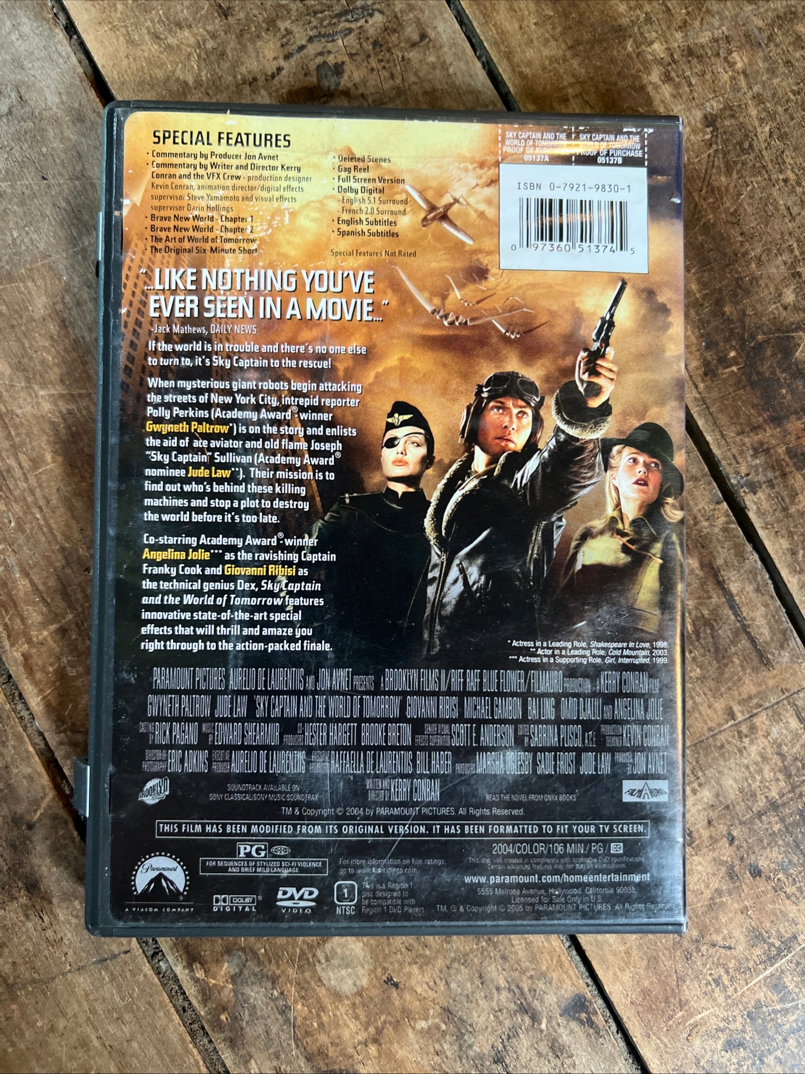 Sky Captain and the World Of Tomorrow ( DVD 2004 ) SCI-Fi / Adventure [PG]