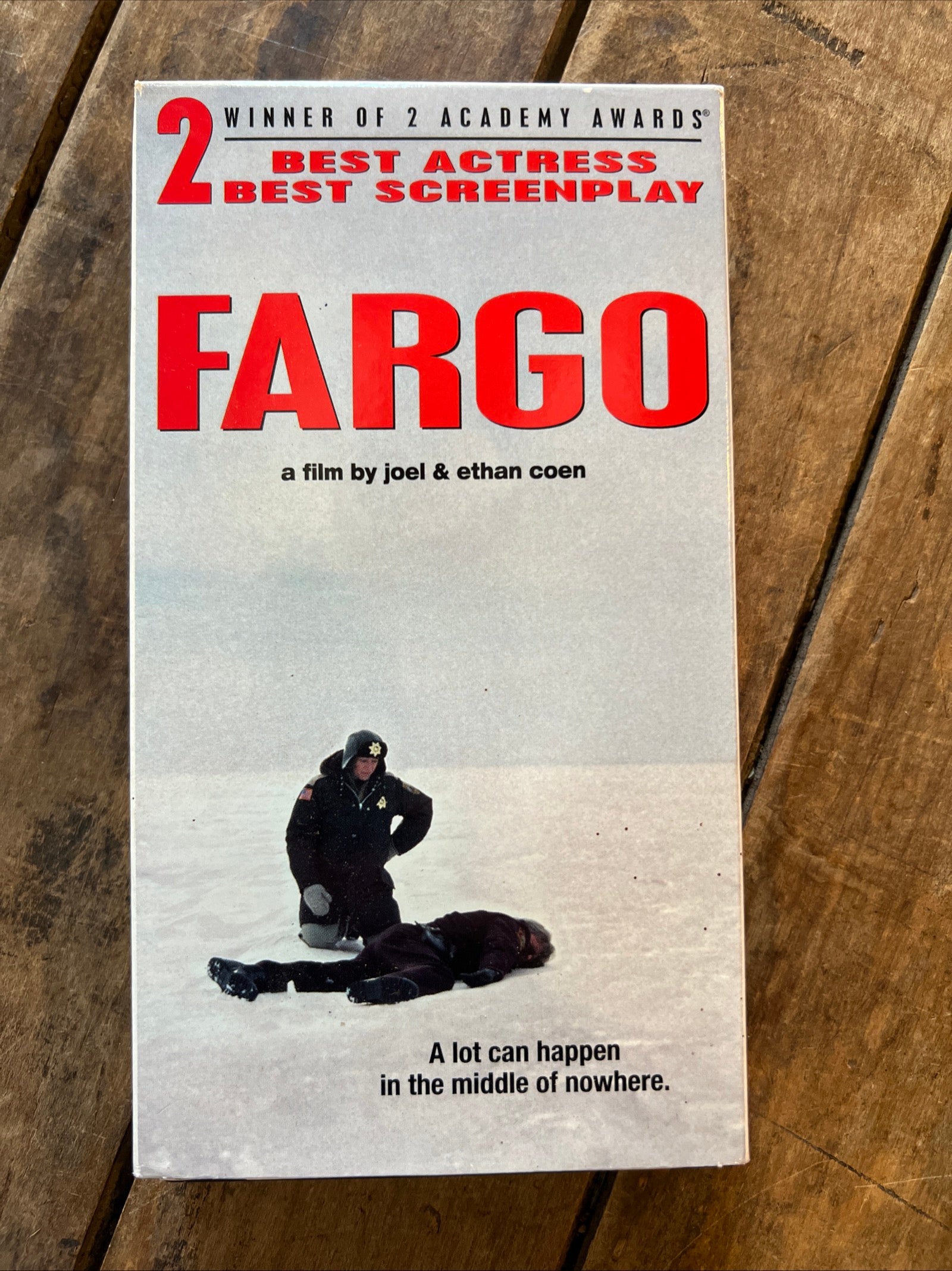 FARGO ( VHS 1996 ) Crime / Thriller - Starring William H. Macy & Steve Buscemi