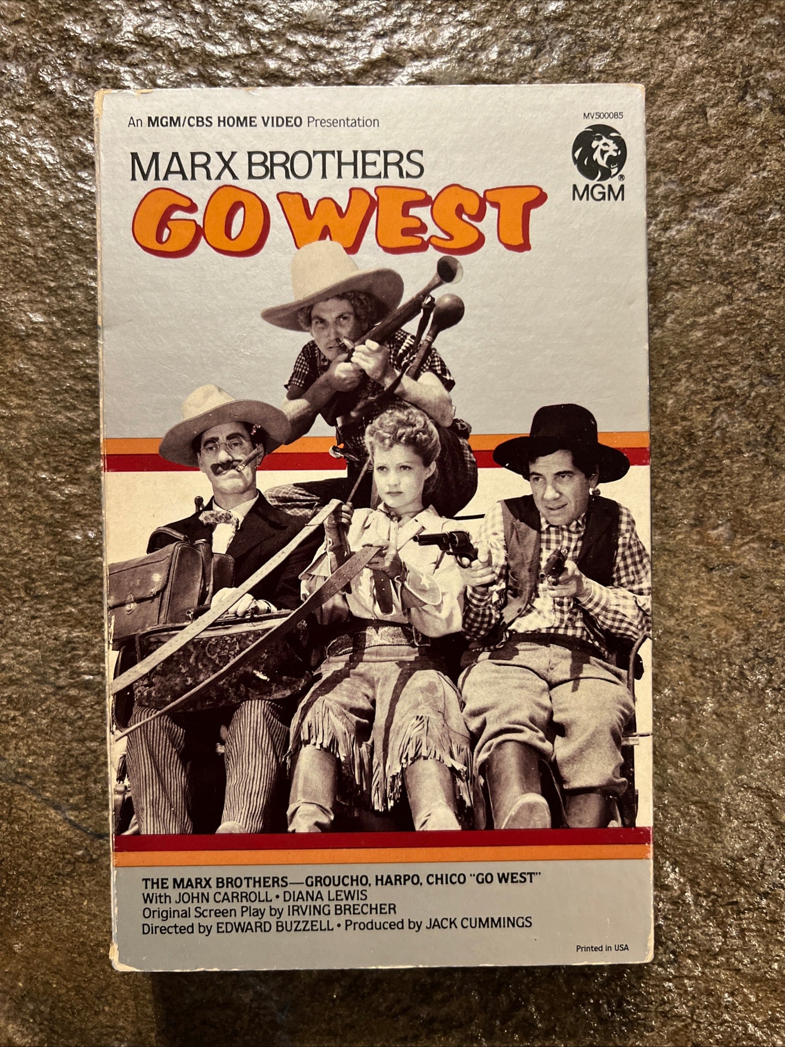 The Marx Brothers Go West ( BIG BOX VHS 1940 ) Western / Comedy [NR]