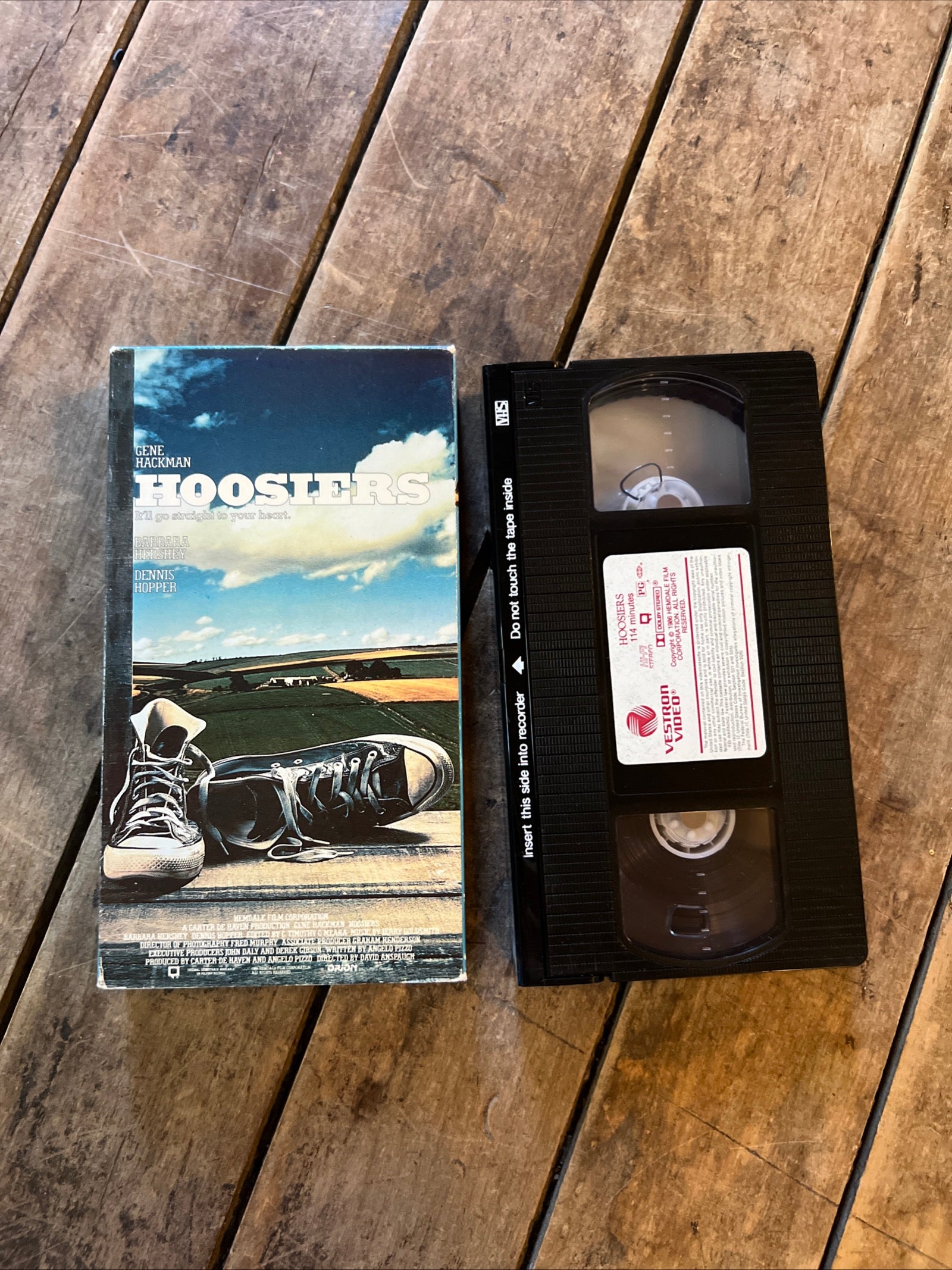 HOOSIERS ( VHS 1986 ) Sports / Family - Starring Gene Hackman & Dennis Hopper
