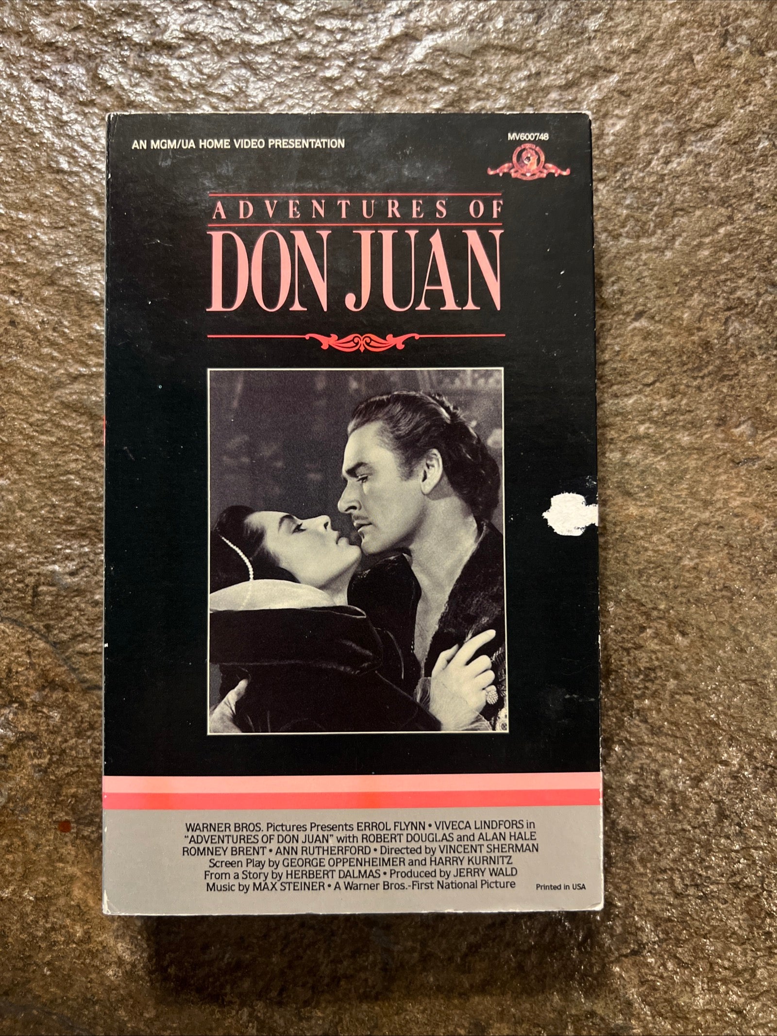 Adventures Of Don Juan ( BIG BOX VHS 1948 ) Adventure / Romance - Errol Flynn