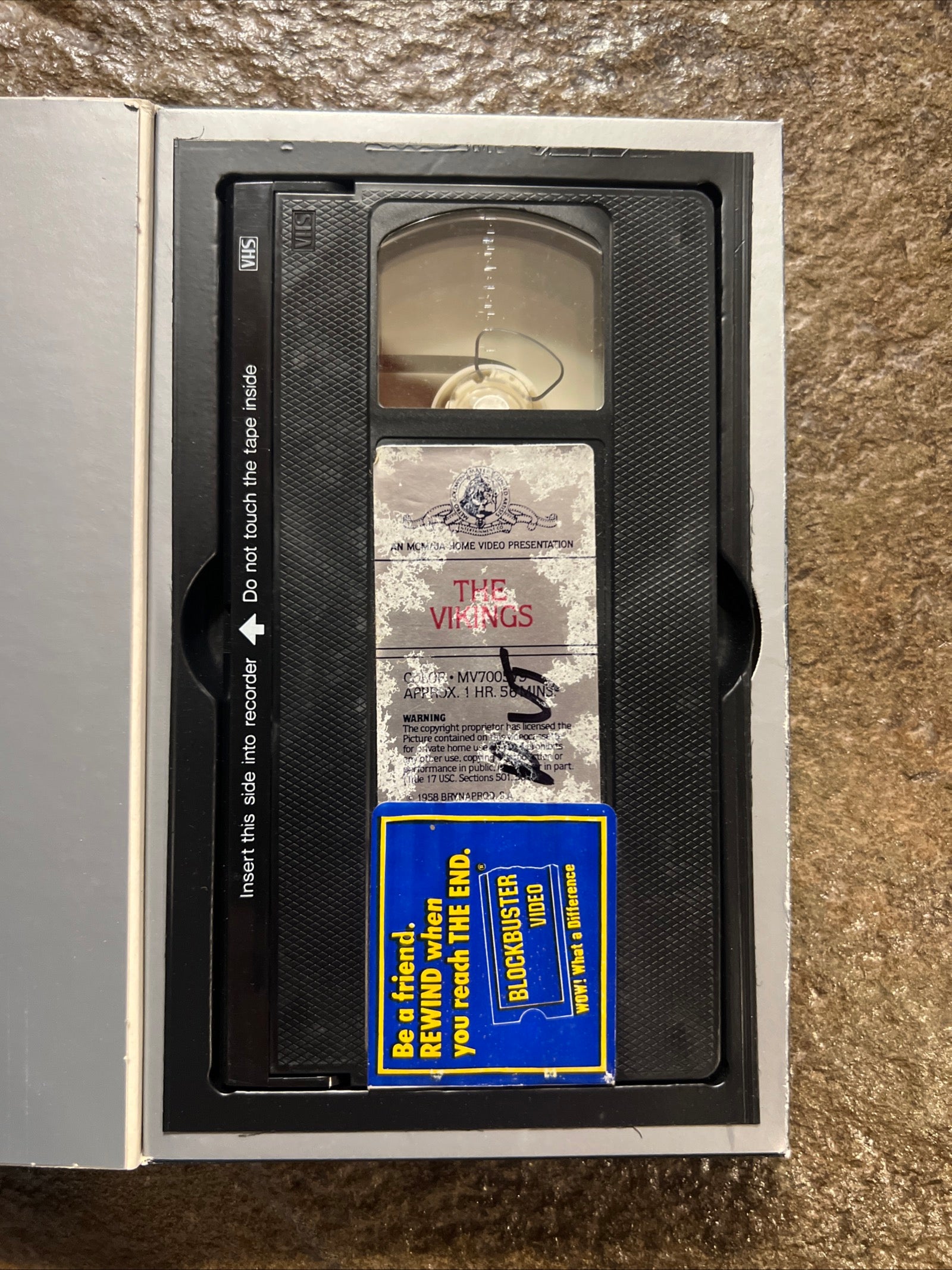 The Vikings ( BIG BOX VHS 1958 ) Adventure / Action [NR] Kirk Douglas