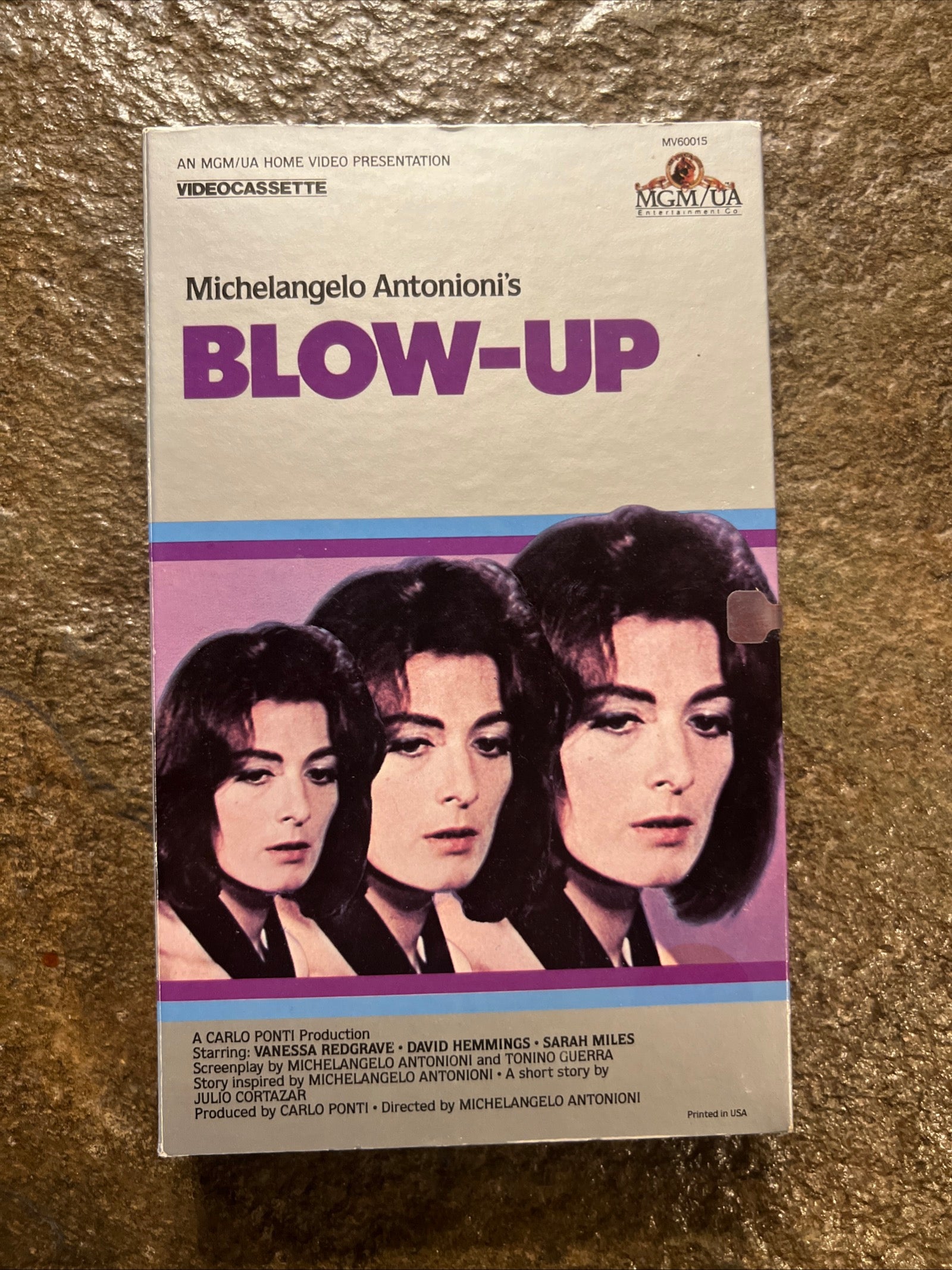 Blow Up ( BIG BOX VHS 1966 ) Mystery / Thriller [NR] Michaelangelo Antonioni’s