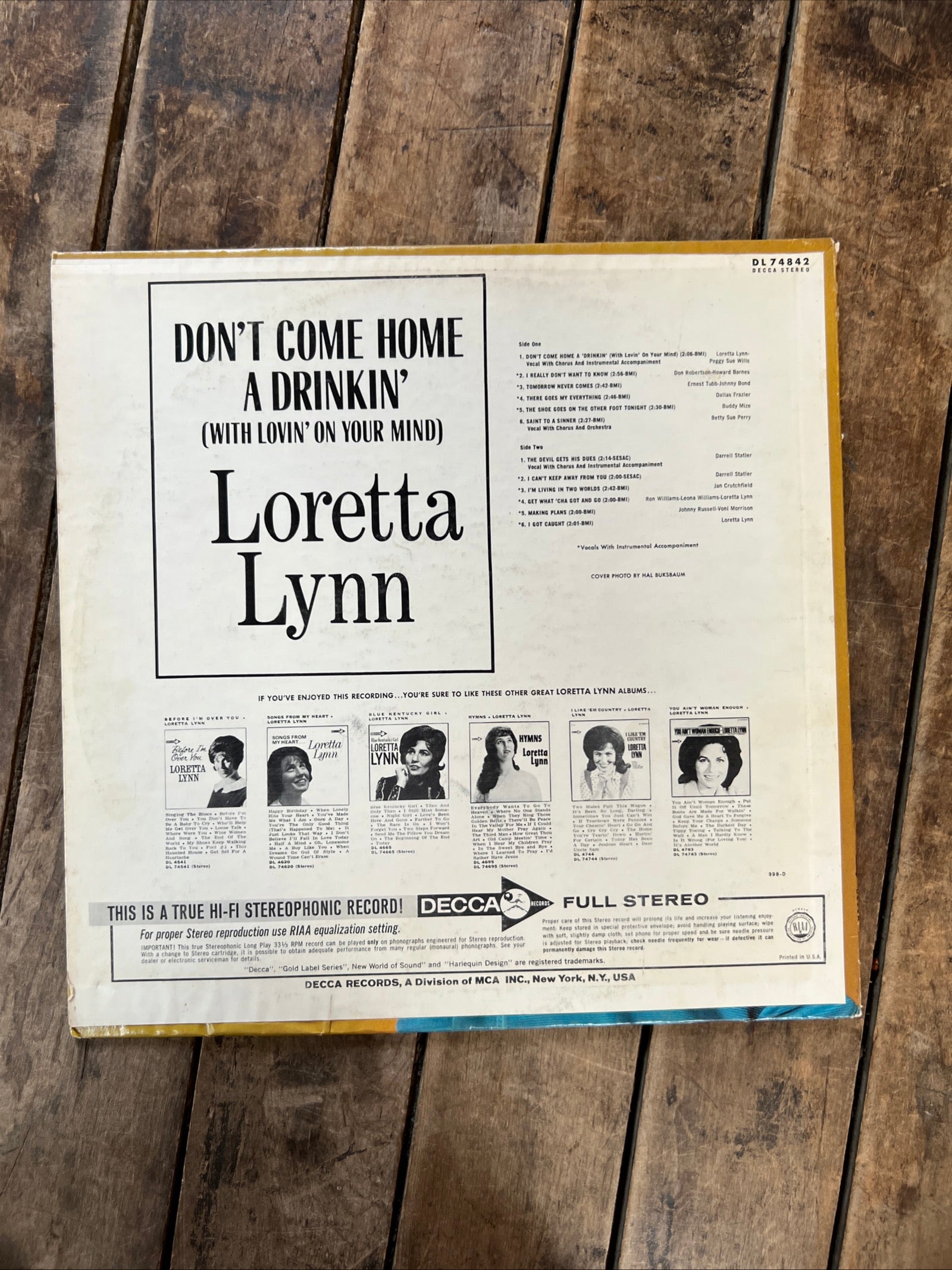 Loretta Lynn - Don’t Come Home A Drinkin’ ( with lovin’ on your mind ) 1967 Decca Records
