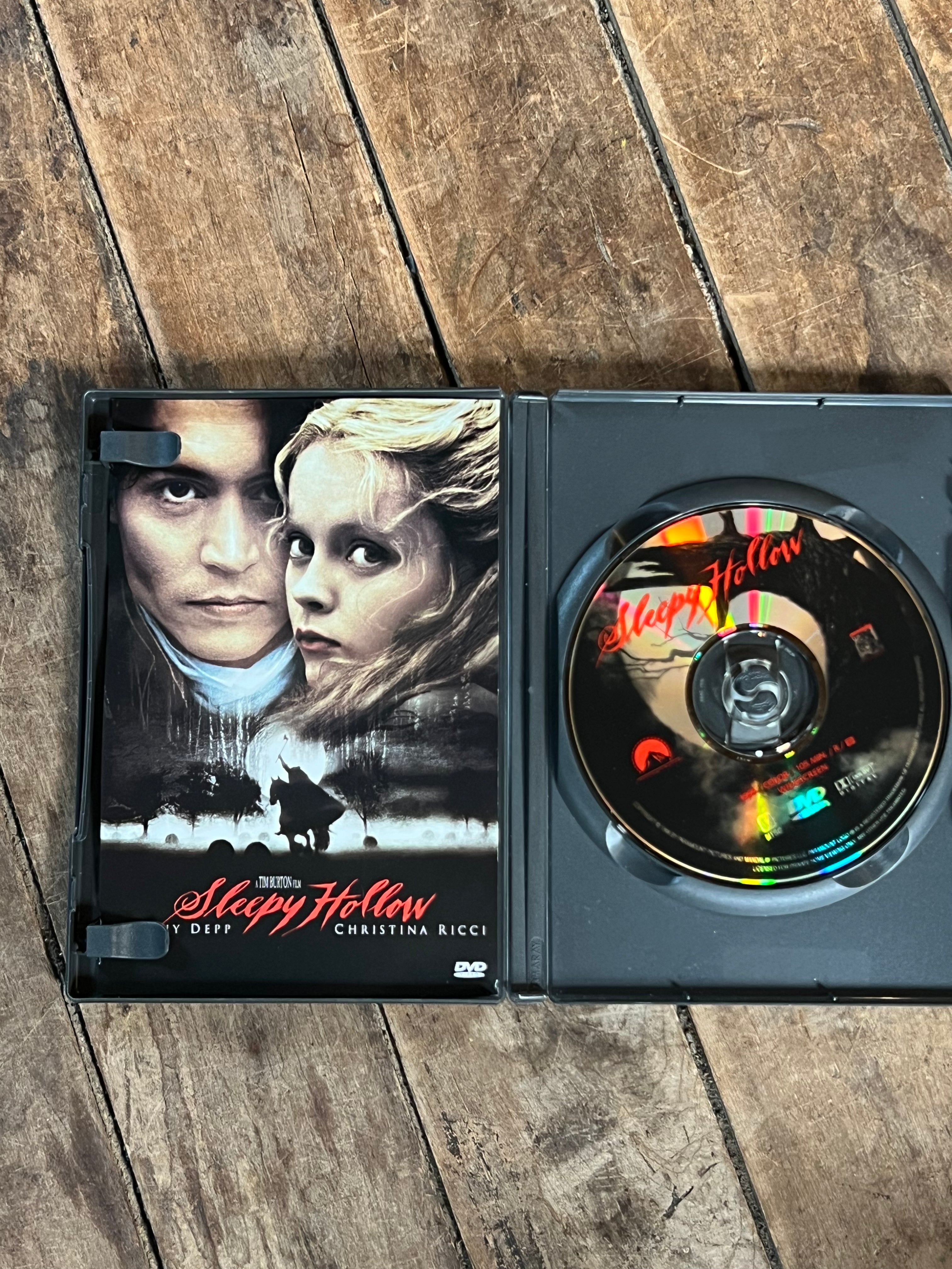Sleepy Hollow ( DVD 1999 ) Horror / Fantasy [R]