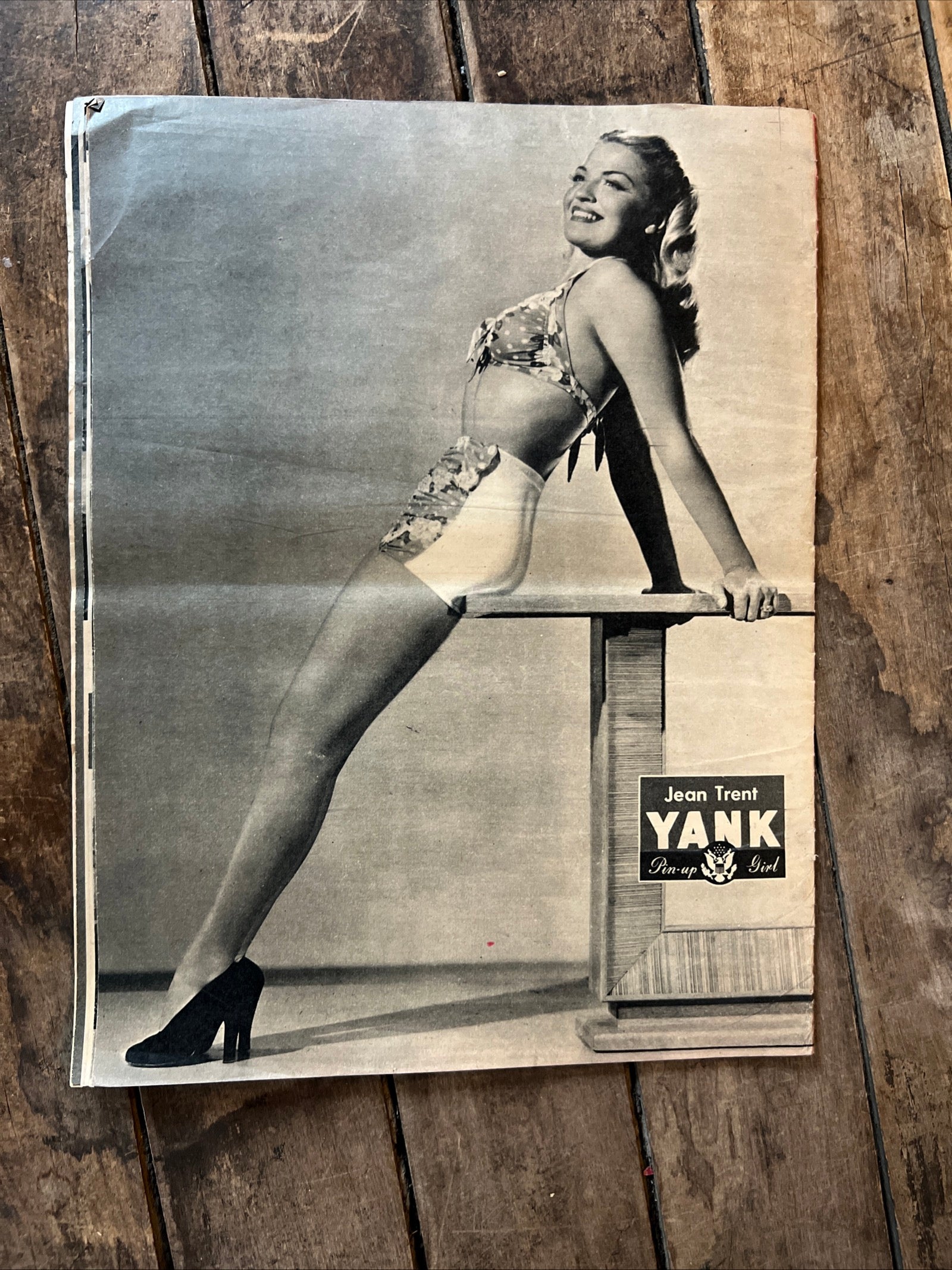 YANK The Army Weekly Magazine- April 1945 ( Volume 2, No 7 ) Newspaper
