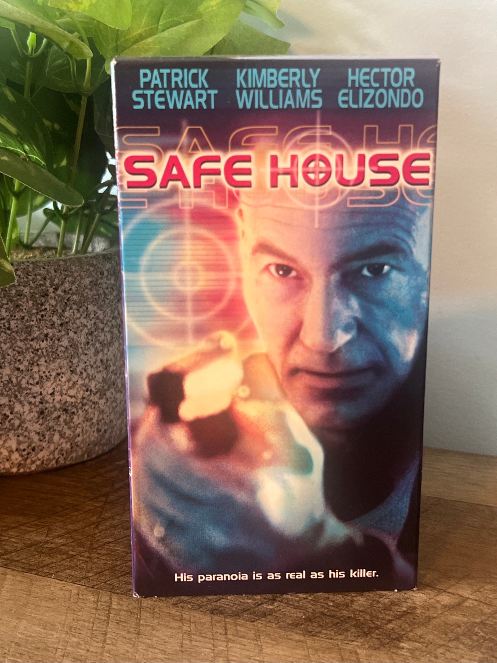 Safe House ( VHS 1998 ) Drama / Action [NR]