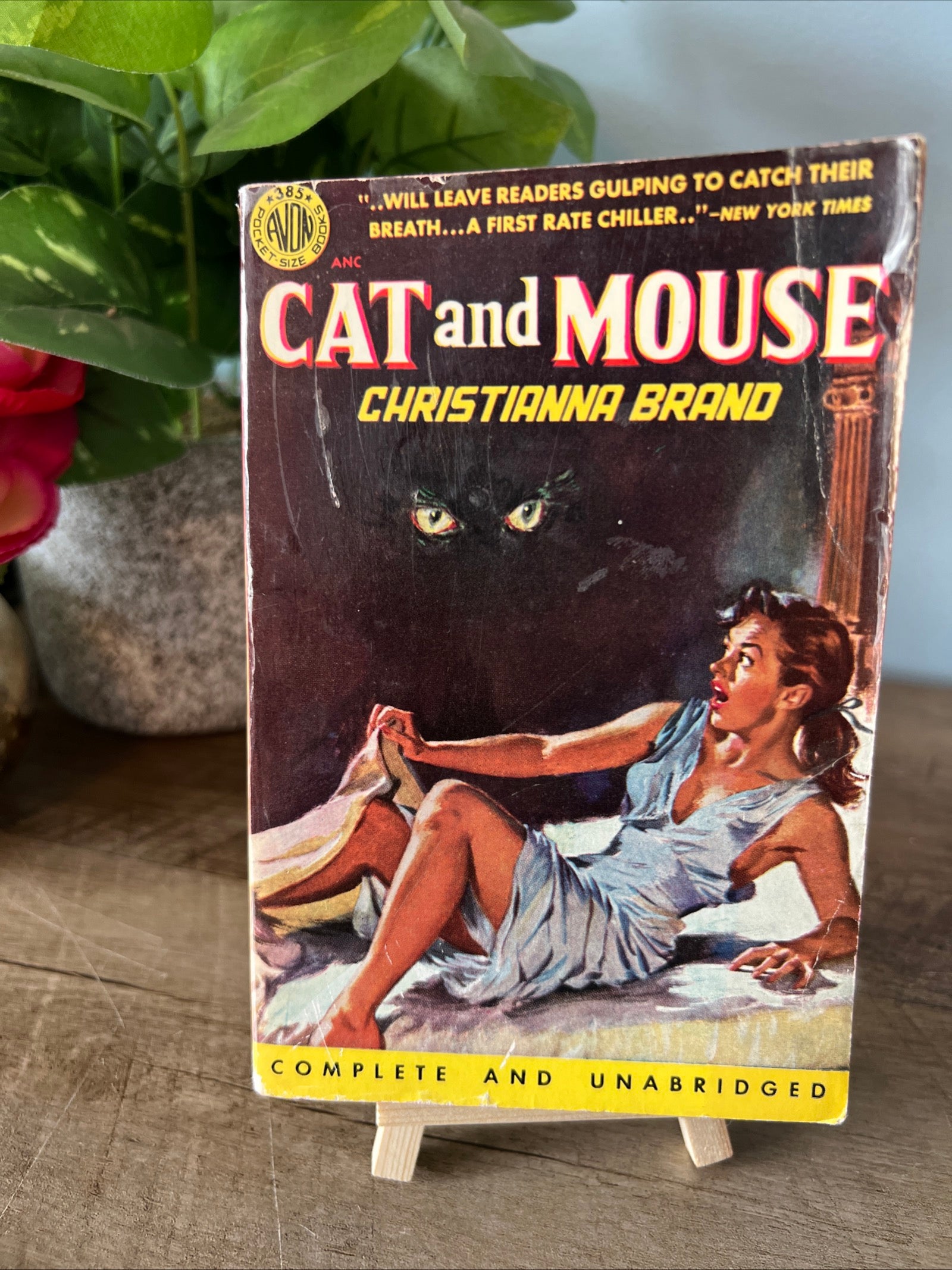 Cat and Mouse by Christianna Brand - Paperback 1952 Avon Books #385
