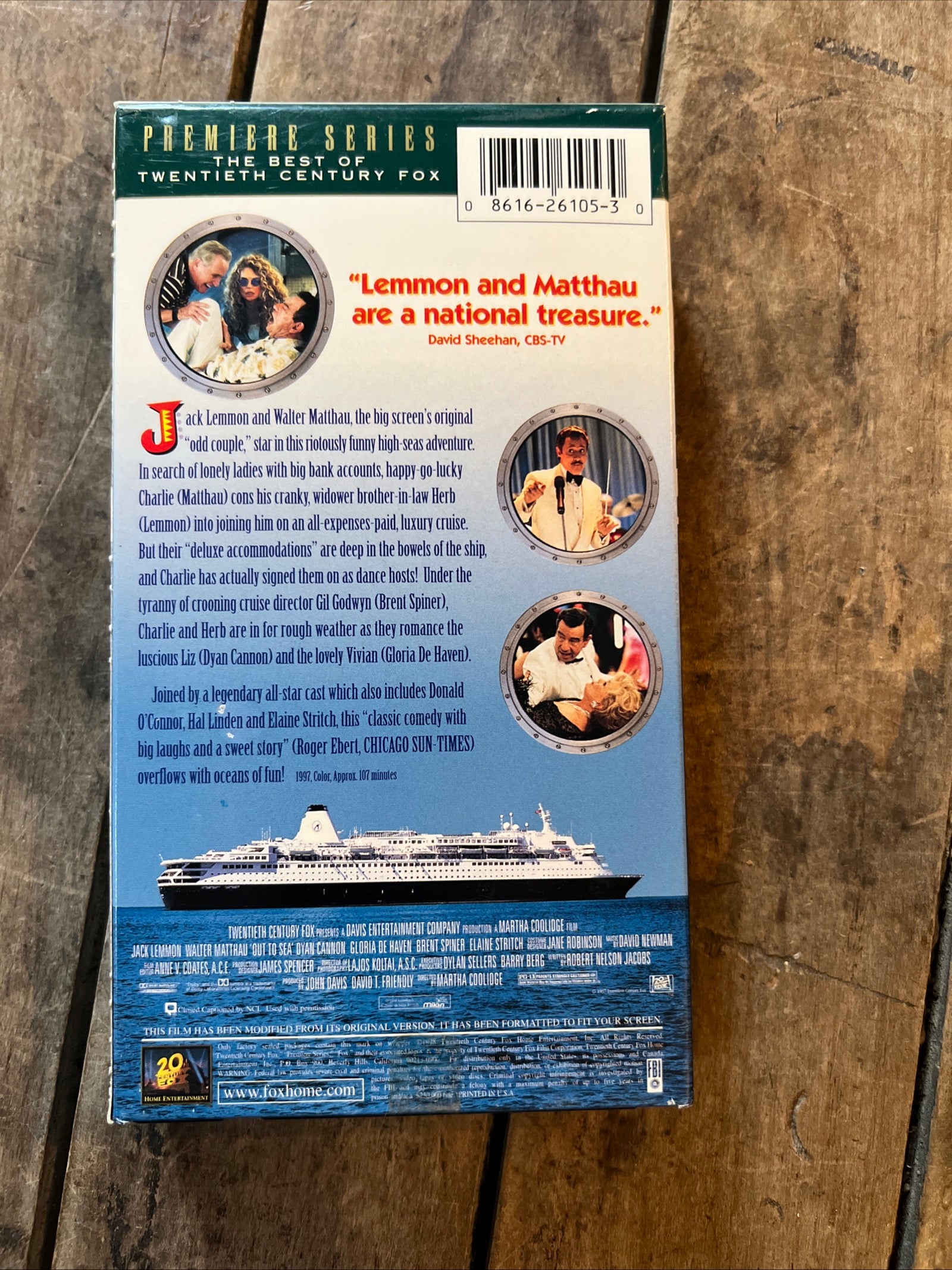 Out To Sea ( VHS 1997 ) Comedy / Romance [PG-13]