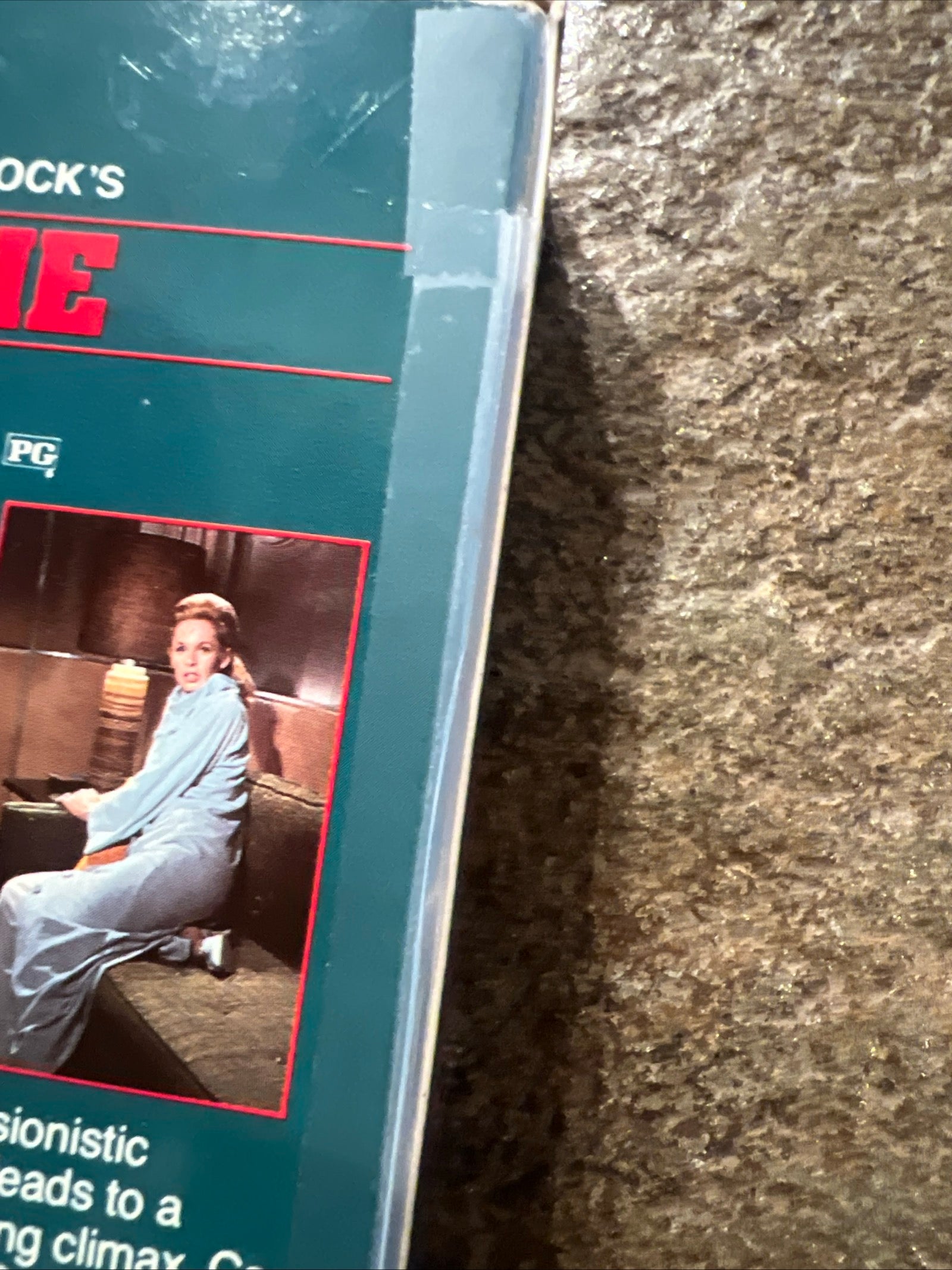 MARINE ( VHS 1964 ) Crime / Thriller [PG] Alfred Hitchcock