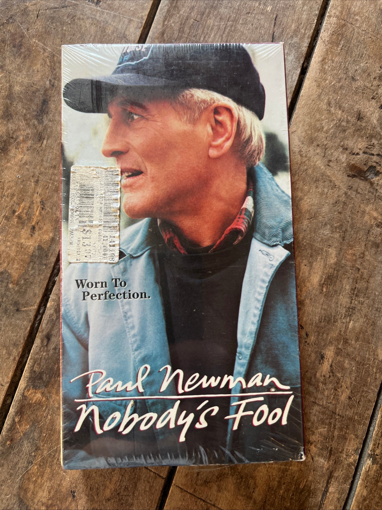 Nobody’s Fool ( VHS 1994 ) Drama / Comedy [R]